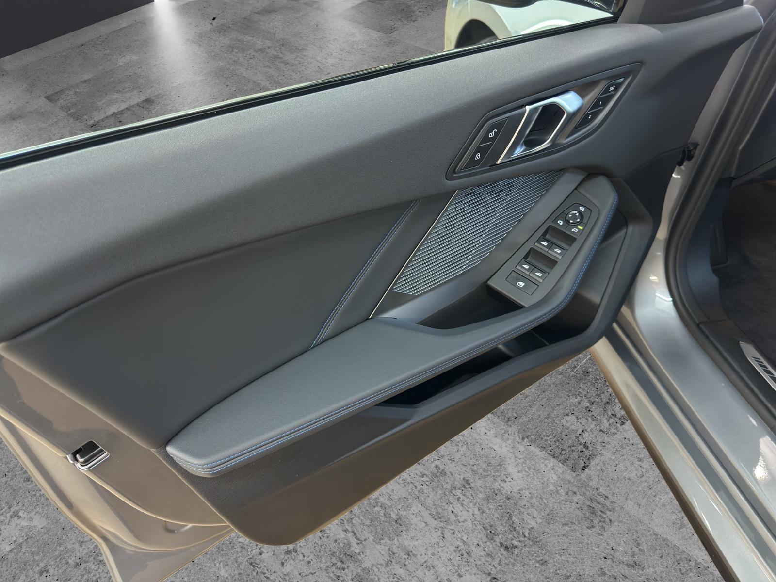 BMW 123 xDrive-image-9