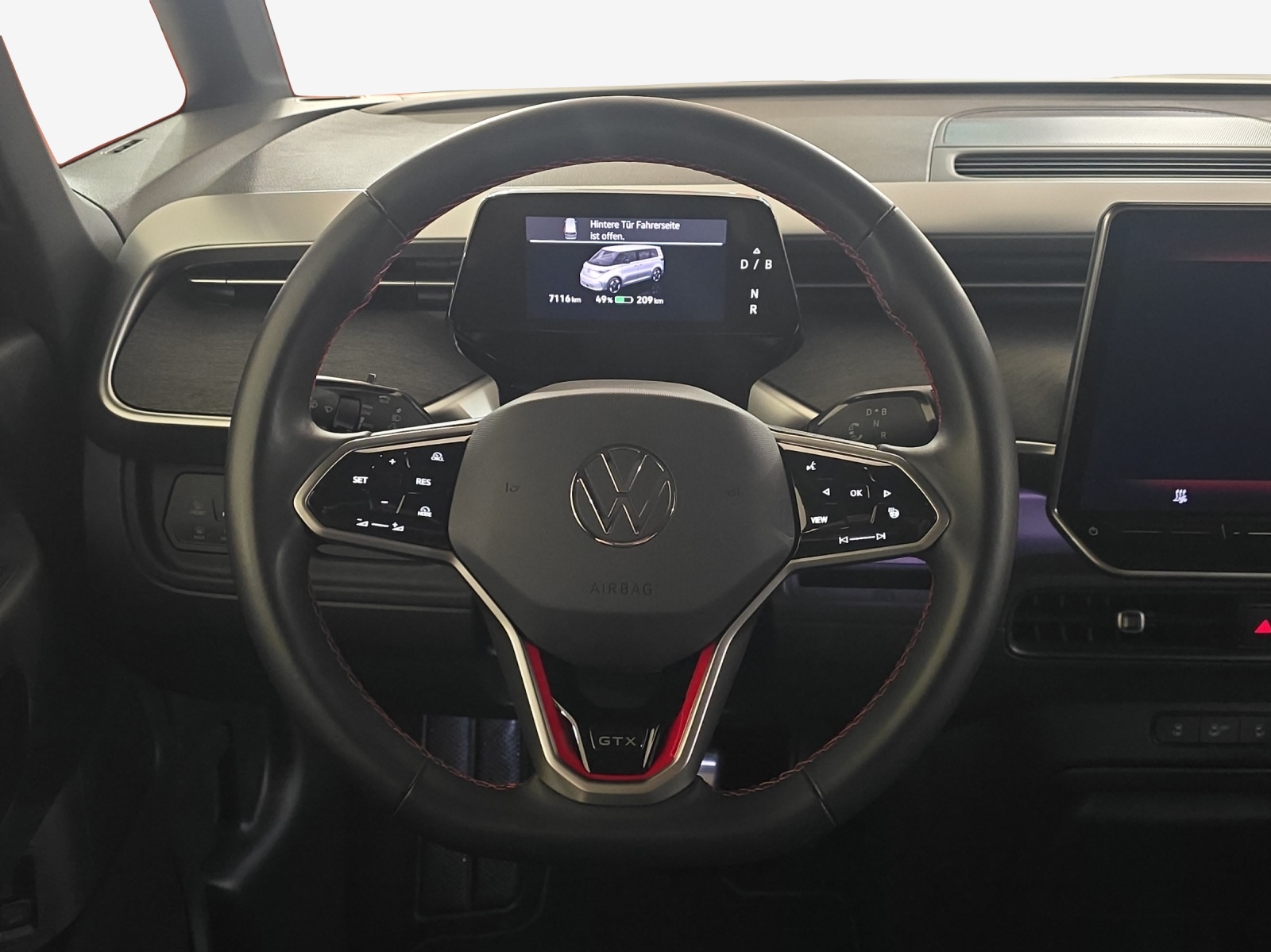 VW ID.Buzz LWB GTX 4 Motion-image-9