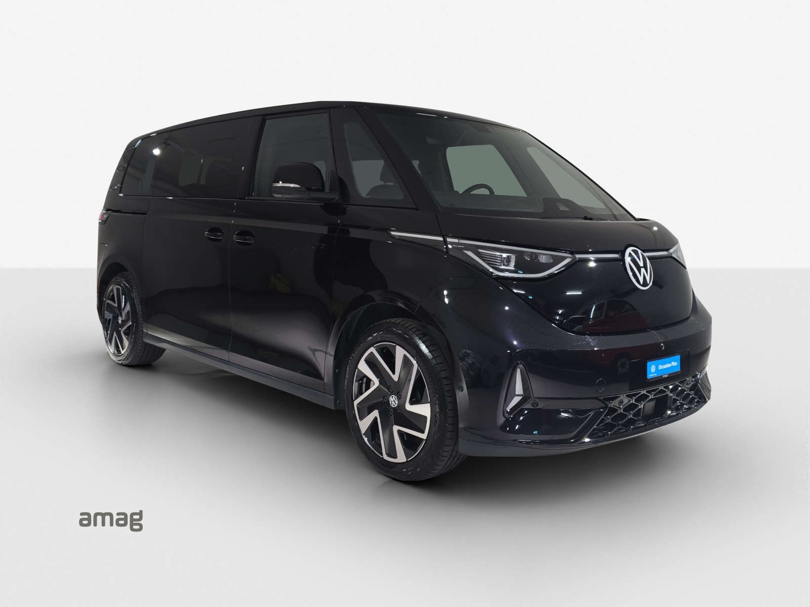 VW ID.Buzz LWB GTX 4 Motion-image-5