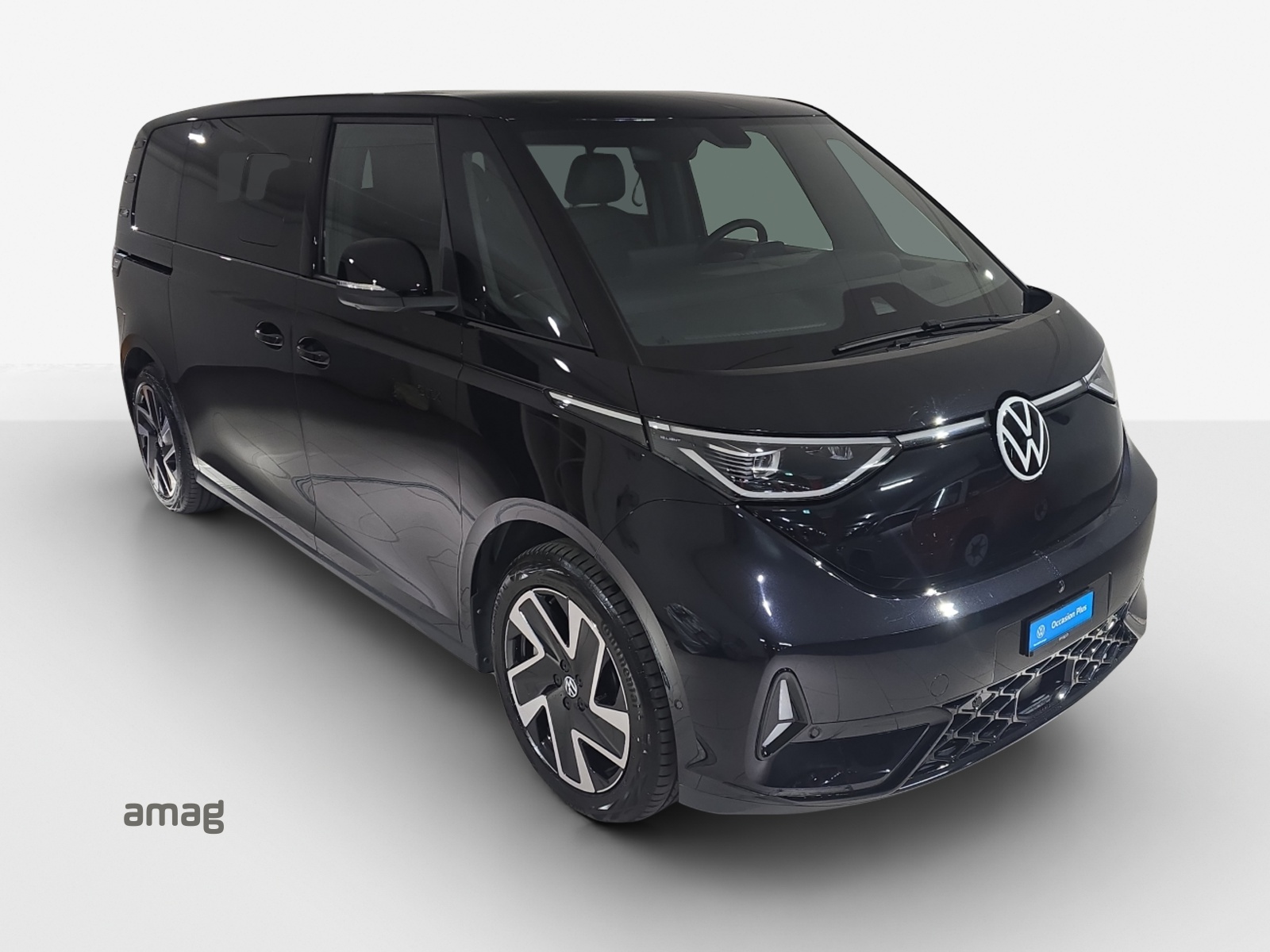 VW ID.Buzz LWB GTX 4 Motion-image-13