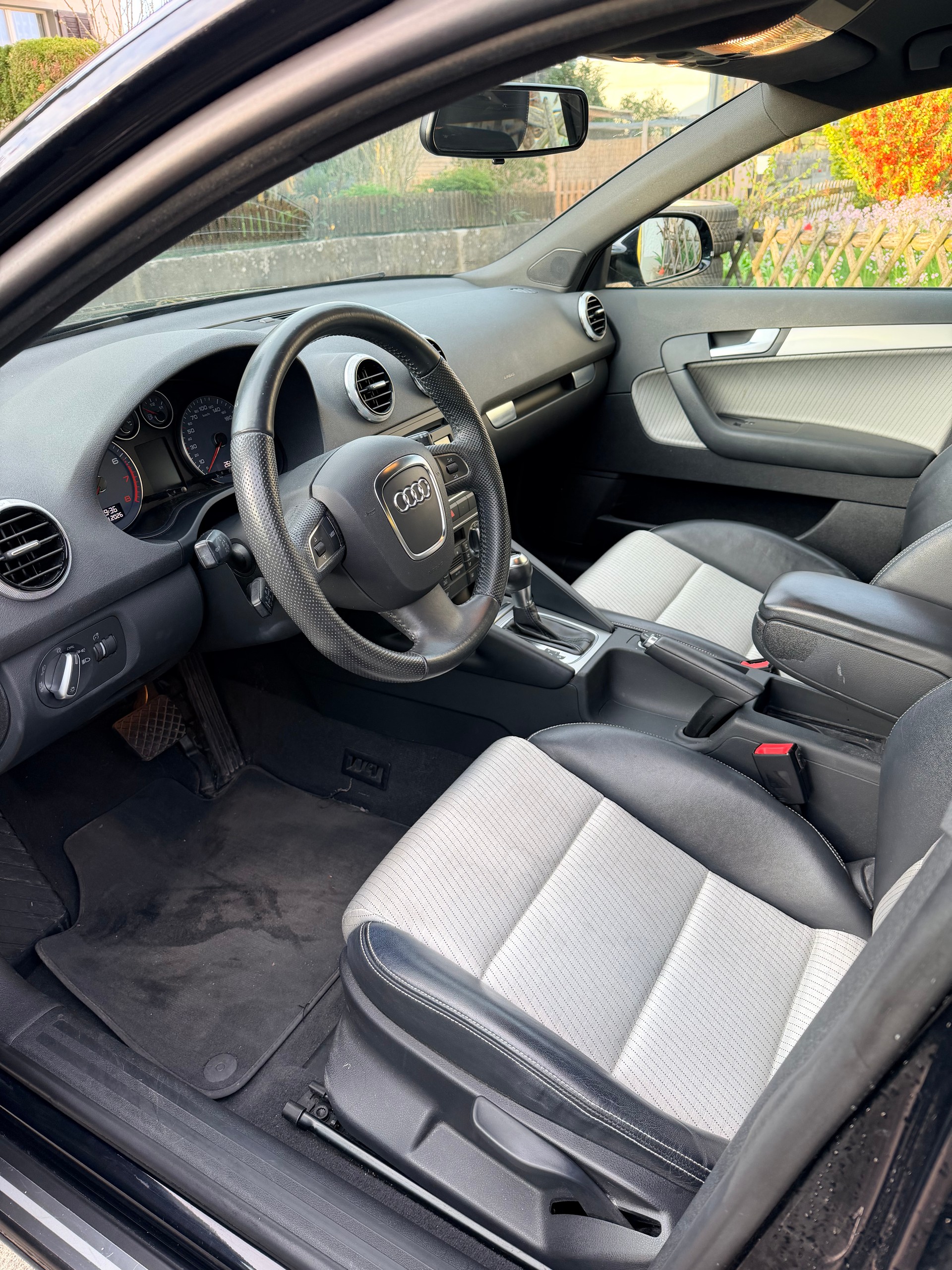 AUDI Sportback-image-3