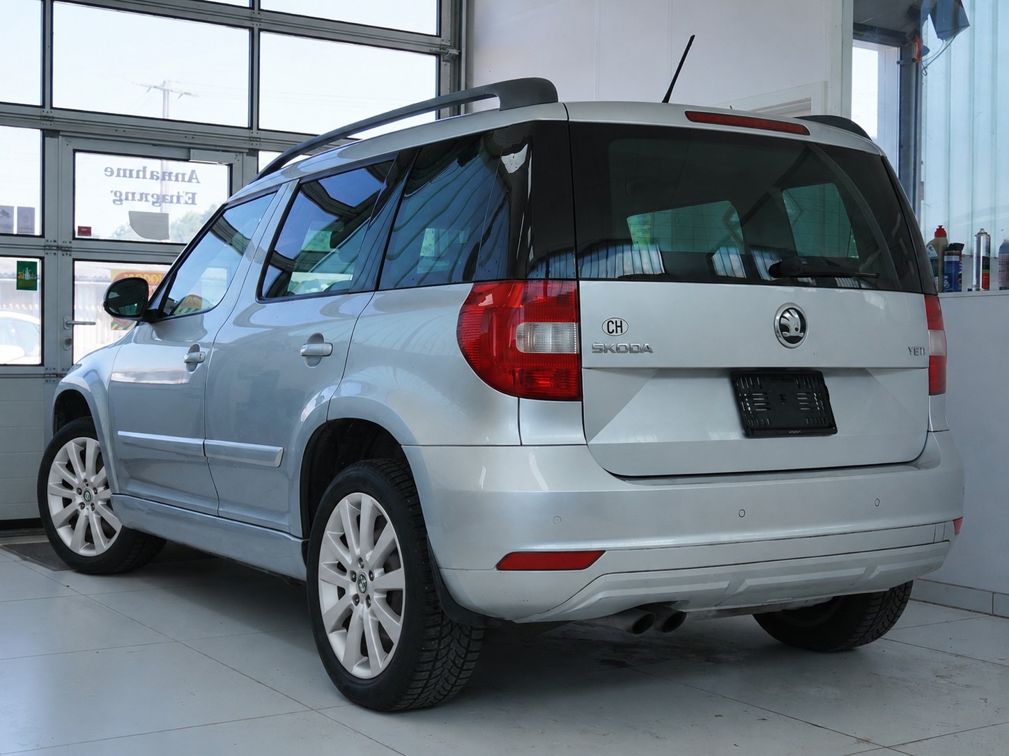 SKODA Yeti 1.4 TSI Active 4x2 DSG-image-1