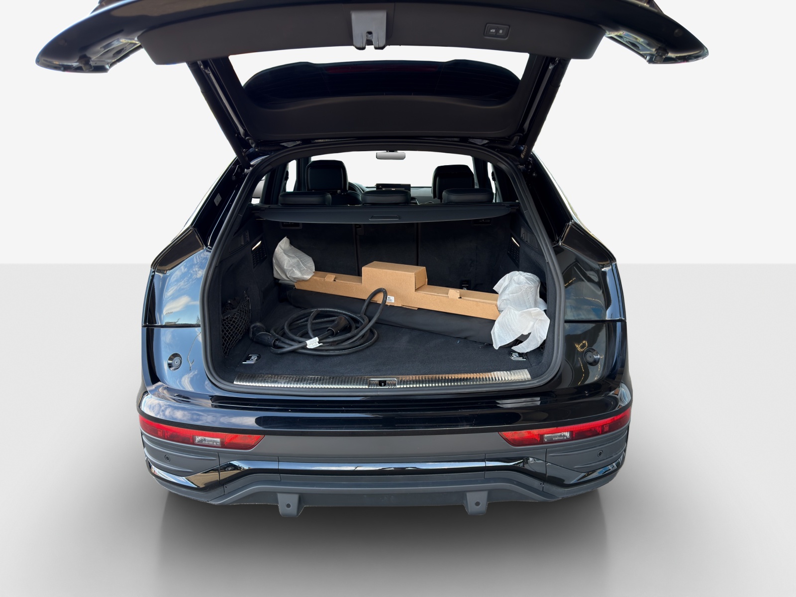 AUDI Q5 Sportback 50 TFSI e PHEV S line quattro S-tronic-image-12