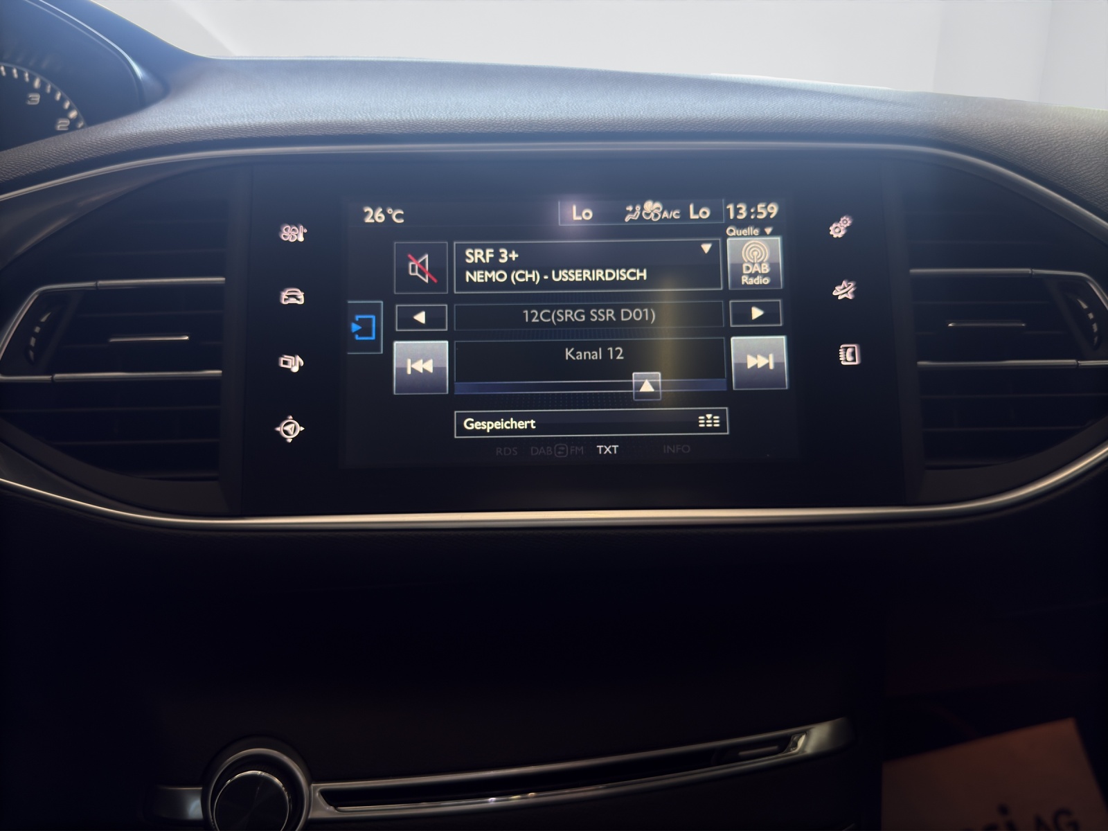 PEUGEOT 308 1.2 THP Féline Automatic-image-22