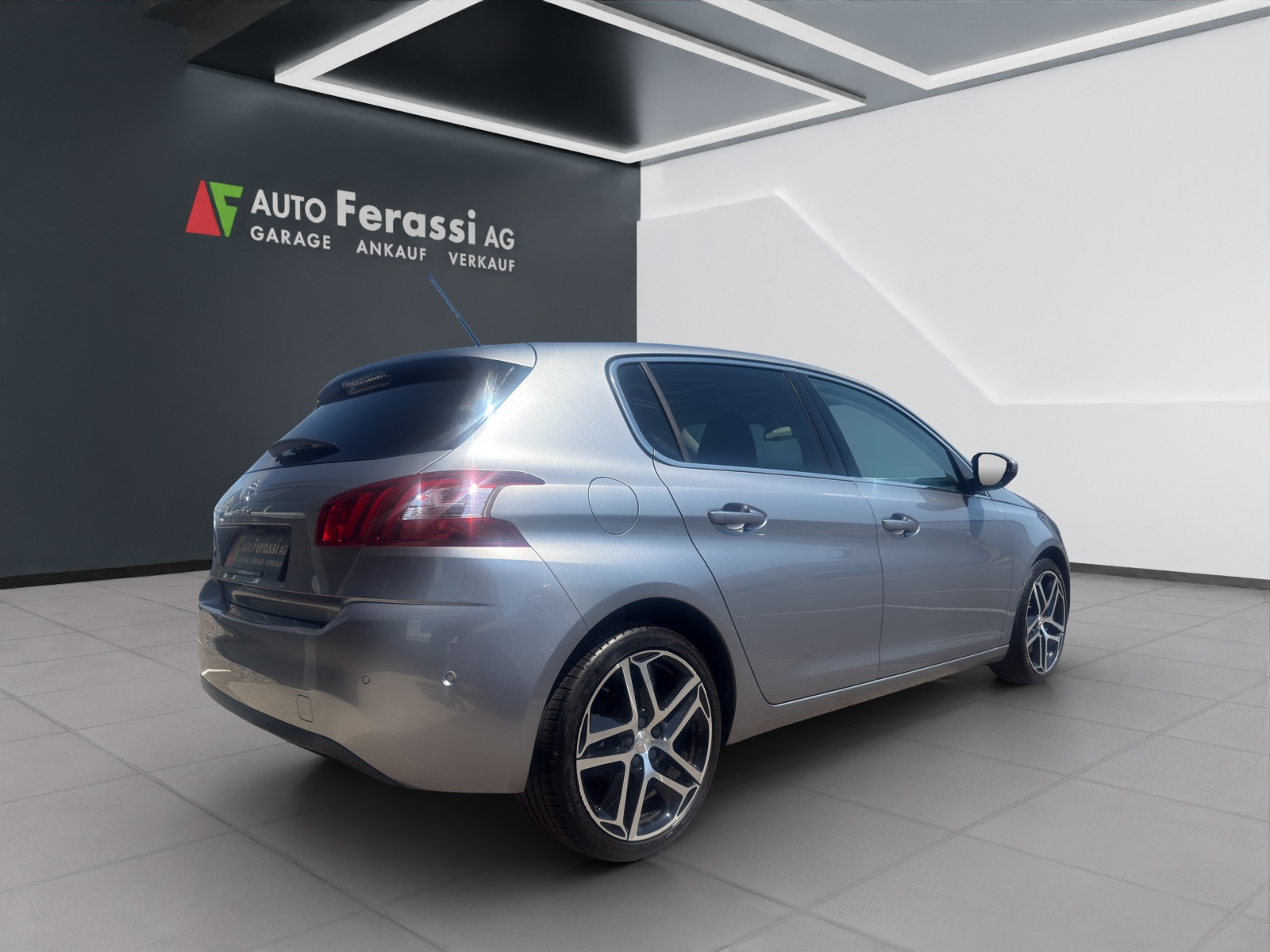 PEUGEOT 308 1.2 THP Féline Automatic-image-5