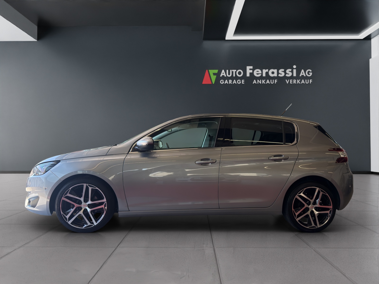 PEUGEOT 308 1.2 THP Féline Automatic-image-1