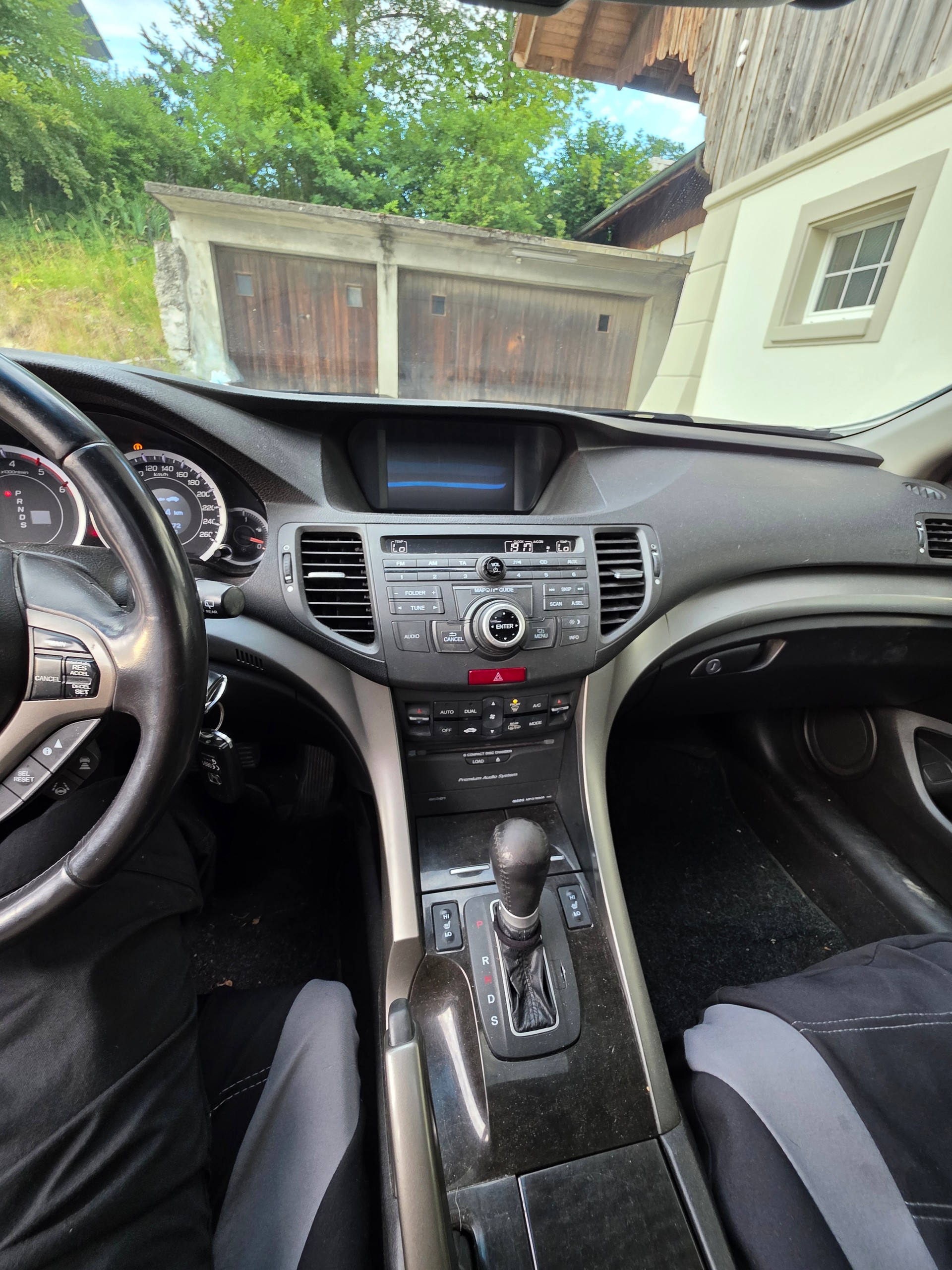 HONDA Accord Tourer 2.2 i-CTDi Executive-Plus Automatic-image-9