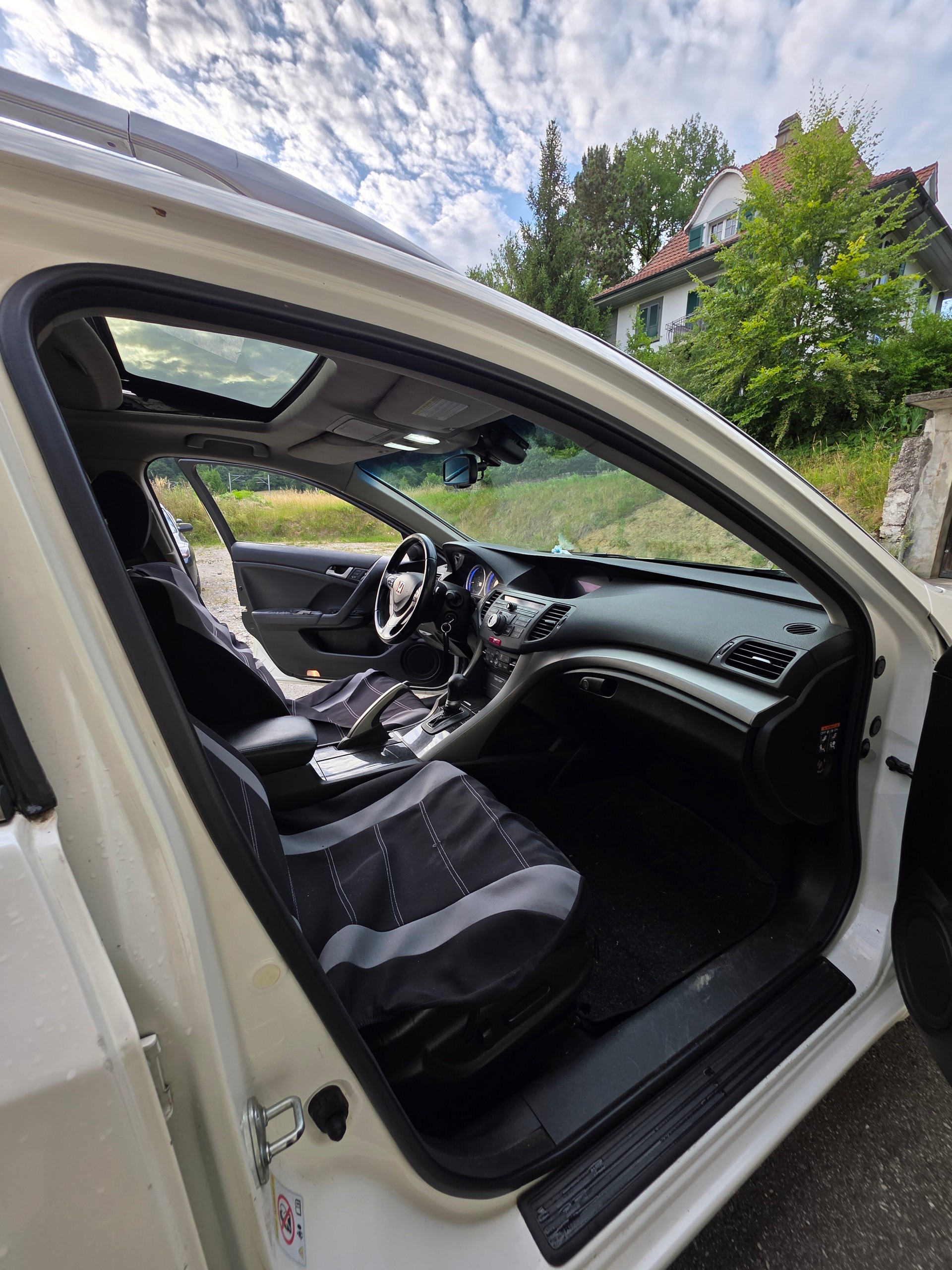 HONDA Accord Tourer 2.2 i-CTDi Executive-Plus Automatic-image-6