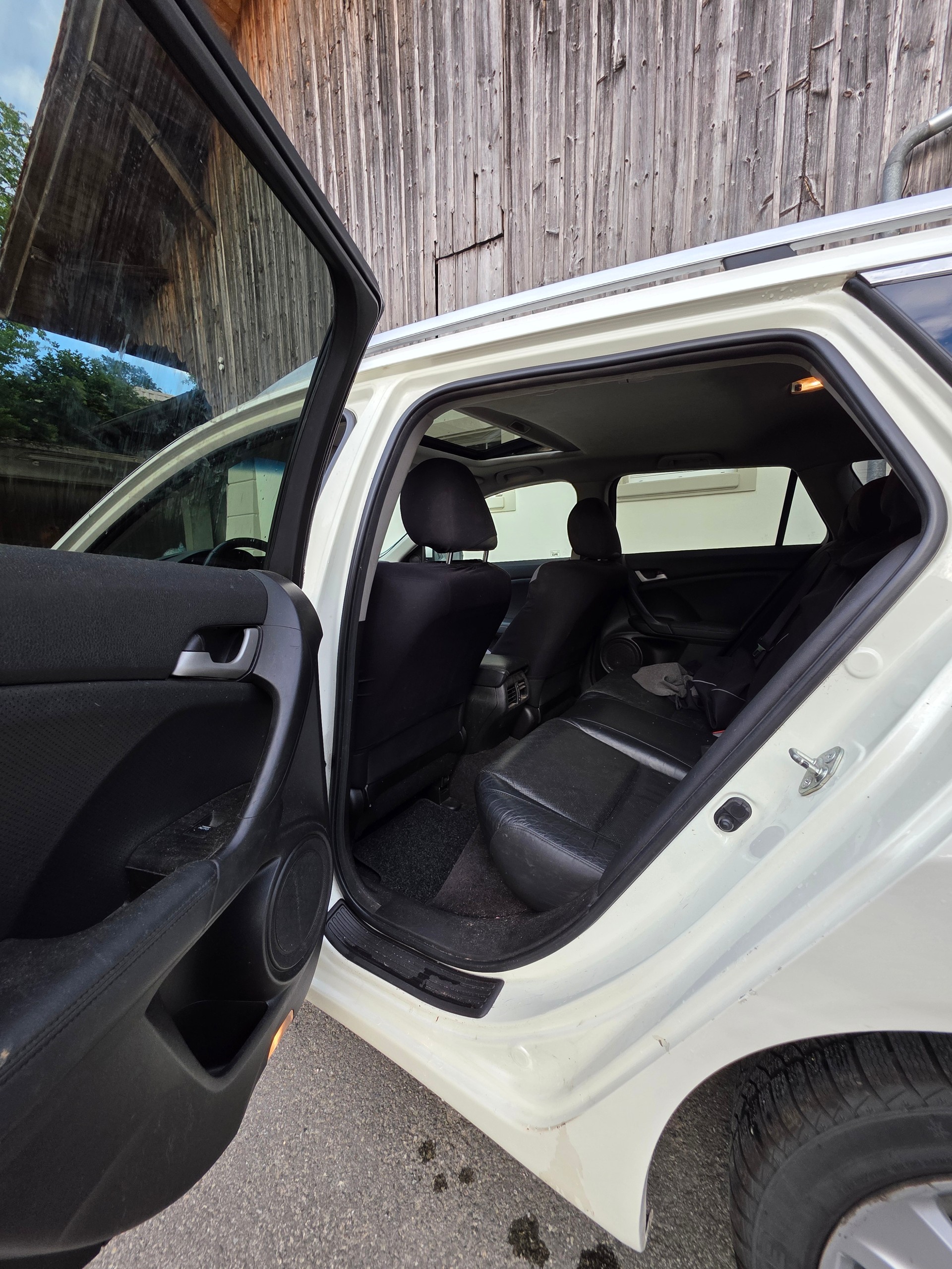 HONDA Accord Tourer 2.2 i-CTDi Executive-Plus Automatic-image-4