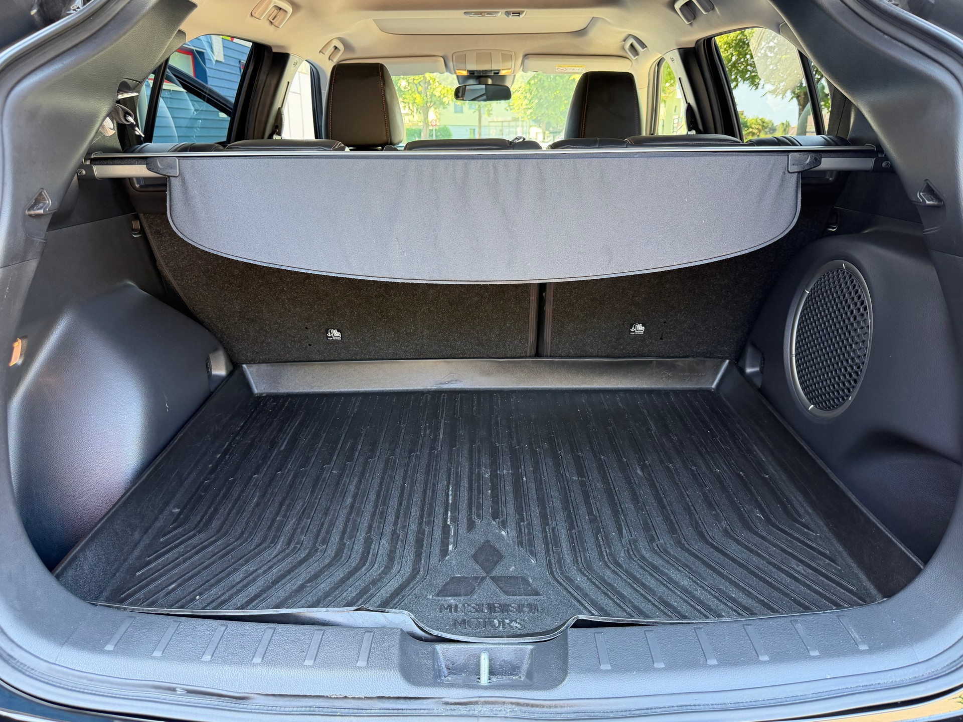 MITSUBISHI Eclipse Cross 1.5 T-Mivec Diamond 4WD CVT-image-8