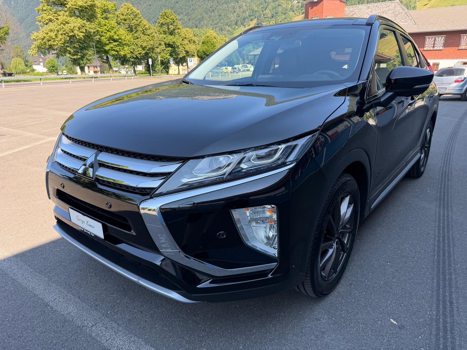 MITSUBISHI Eclipse Cross 1.5 T-Mivec Diamond 4WD CVT-image-1