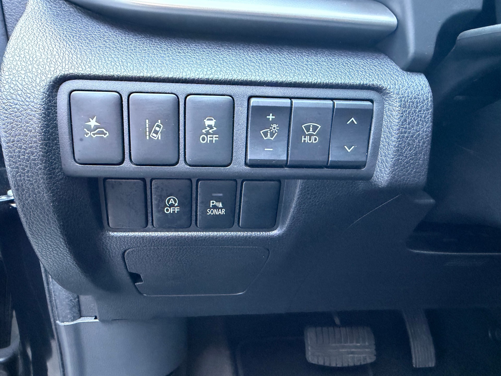 MITSUBISHI Eclipse Cross 1.5 T-Mivec Diamond 4WD CVT-image-14