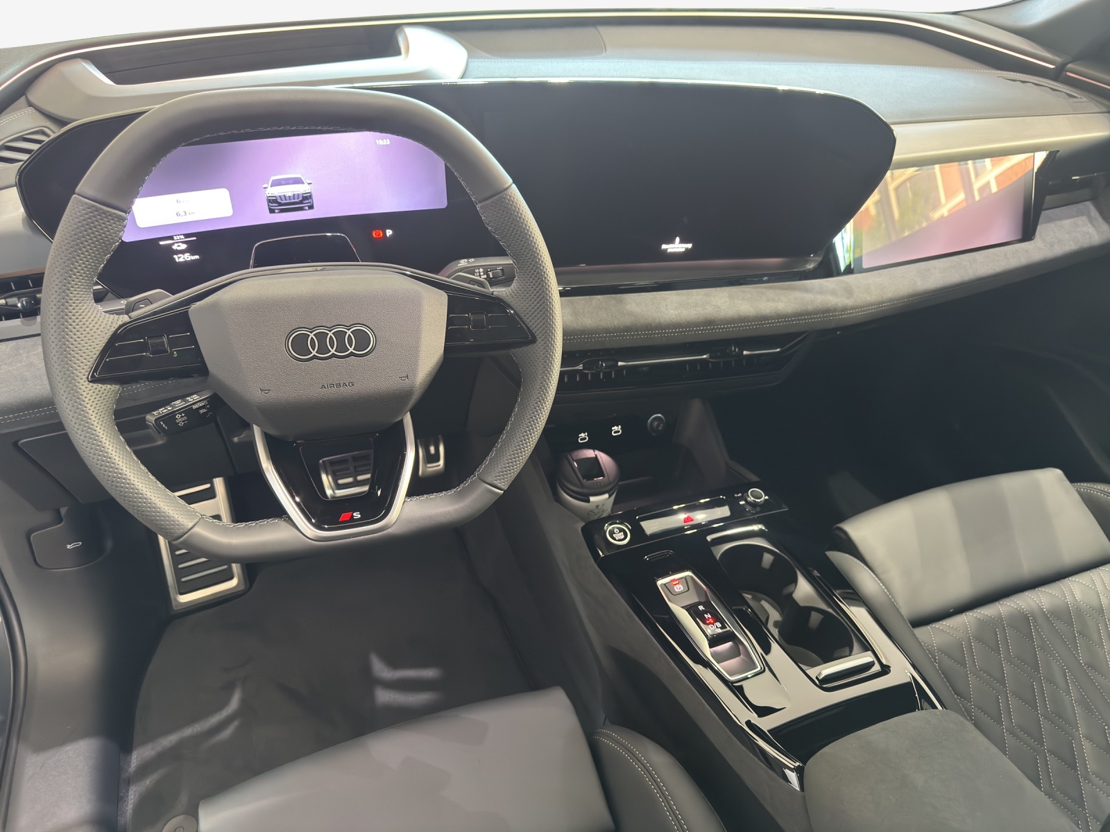 AUDI Q6 Sportback e-tron quattro-image-10