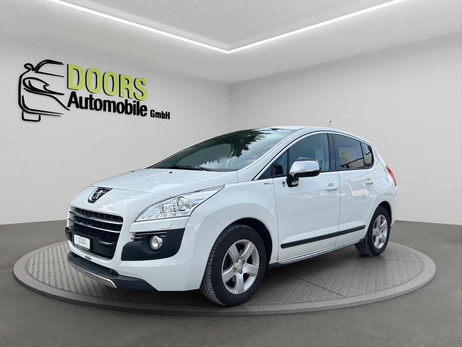 PEUGEOT 3008 HYbrid4 2.0 HDI EGS6-image-2
