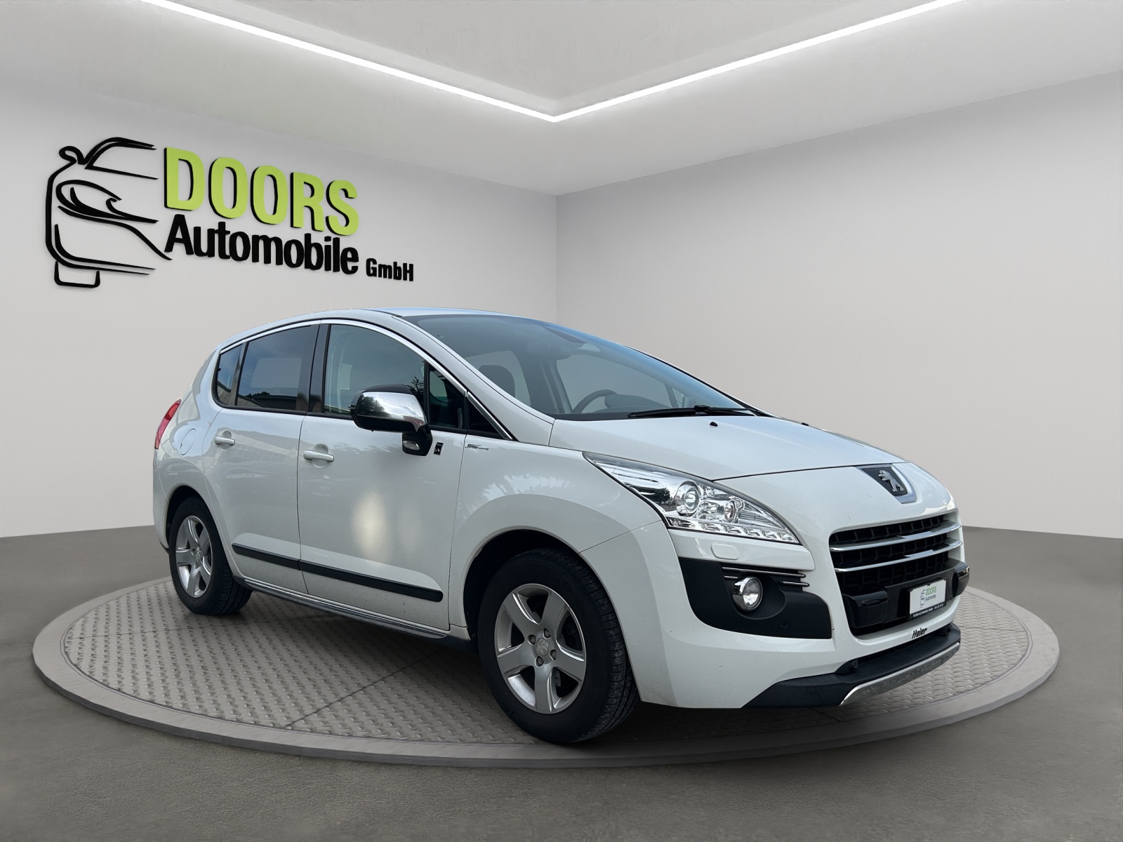 PEUGEOT 3008 HYbrid4 2.0 HDI EGS6-image-0