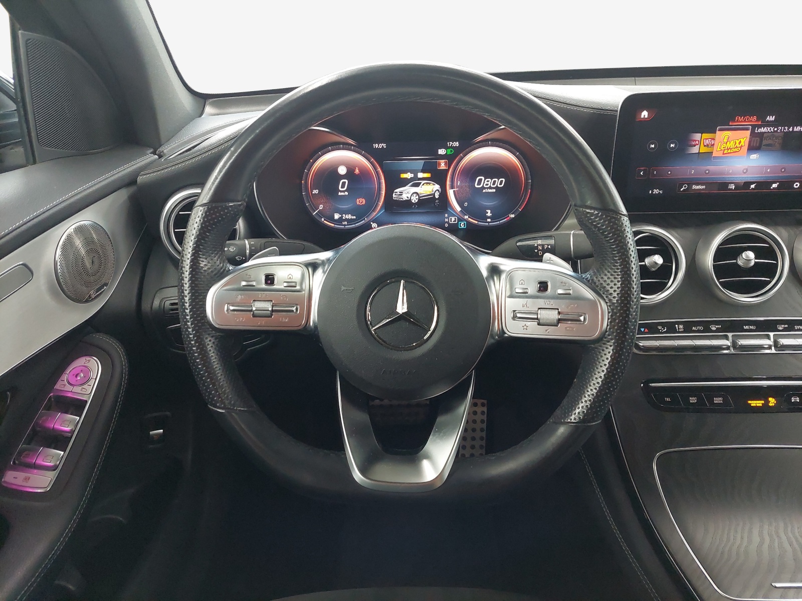MERCEDES-BENZ GLC Coupé 220 d AMG Line 4Matic 9G-Tronic-image-9