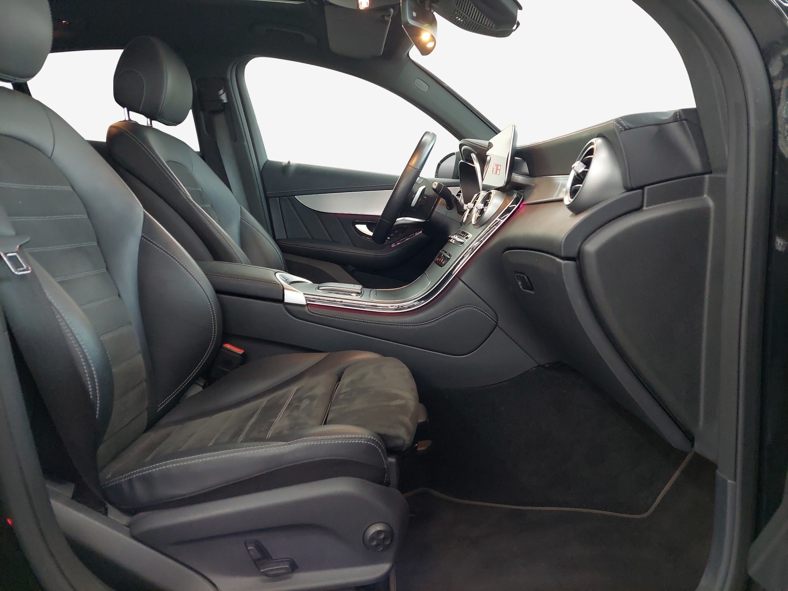 MERCEDES-BENZ GLC Coupé 220 d AMG Line 4Matic 9G-Tronic-image-14