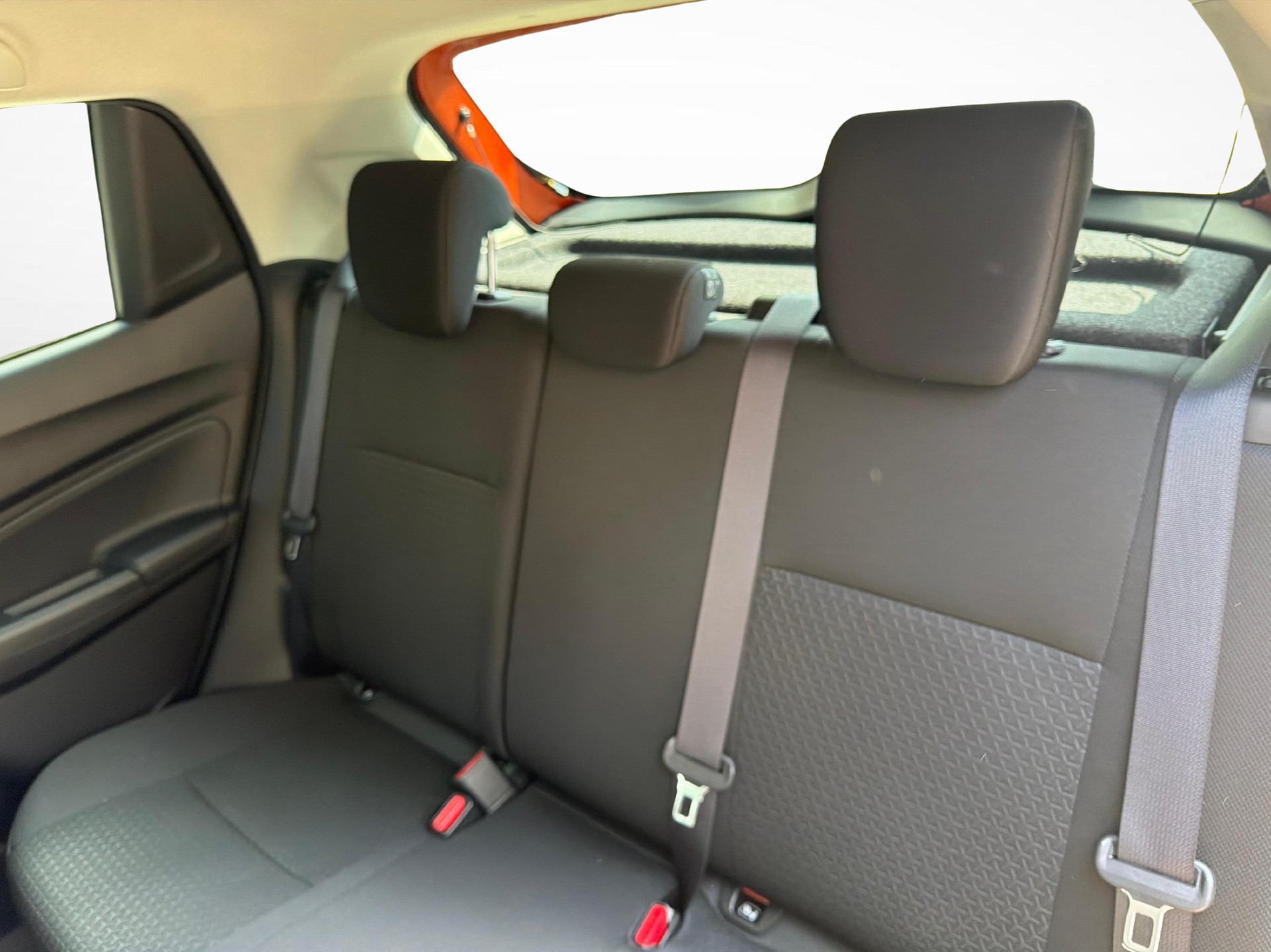 SUZUKI Swift 1.2 Compact Top Hybrid 4x4-image-9