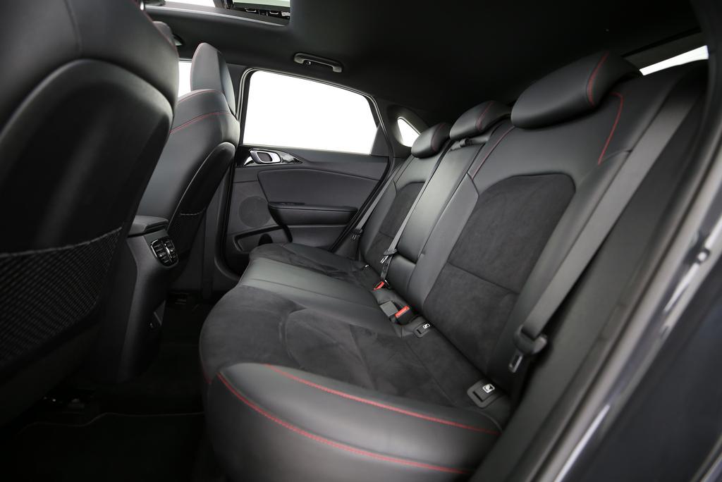 KIA Ceed 1.6 T-GDi GT-image-8