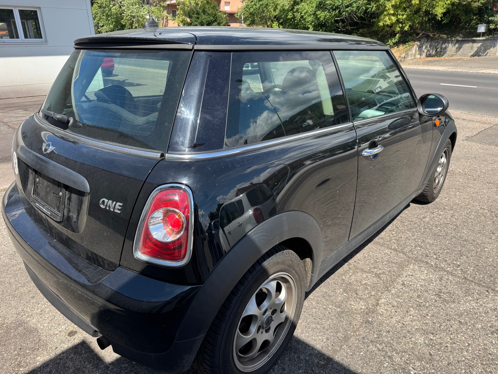 MINI One-image-4