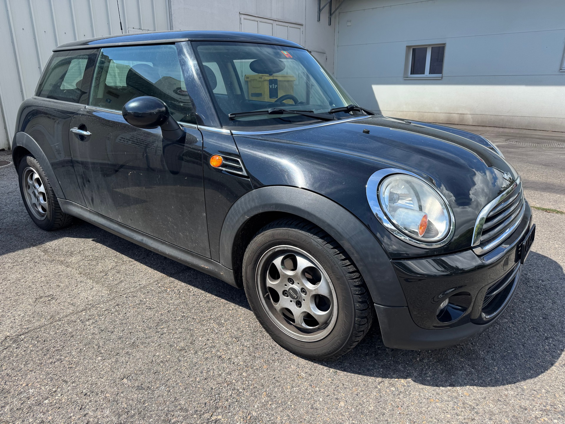 MINI One-image-1