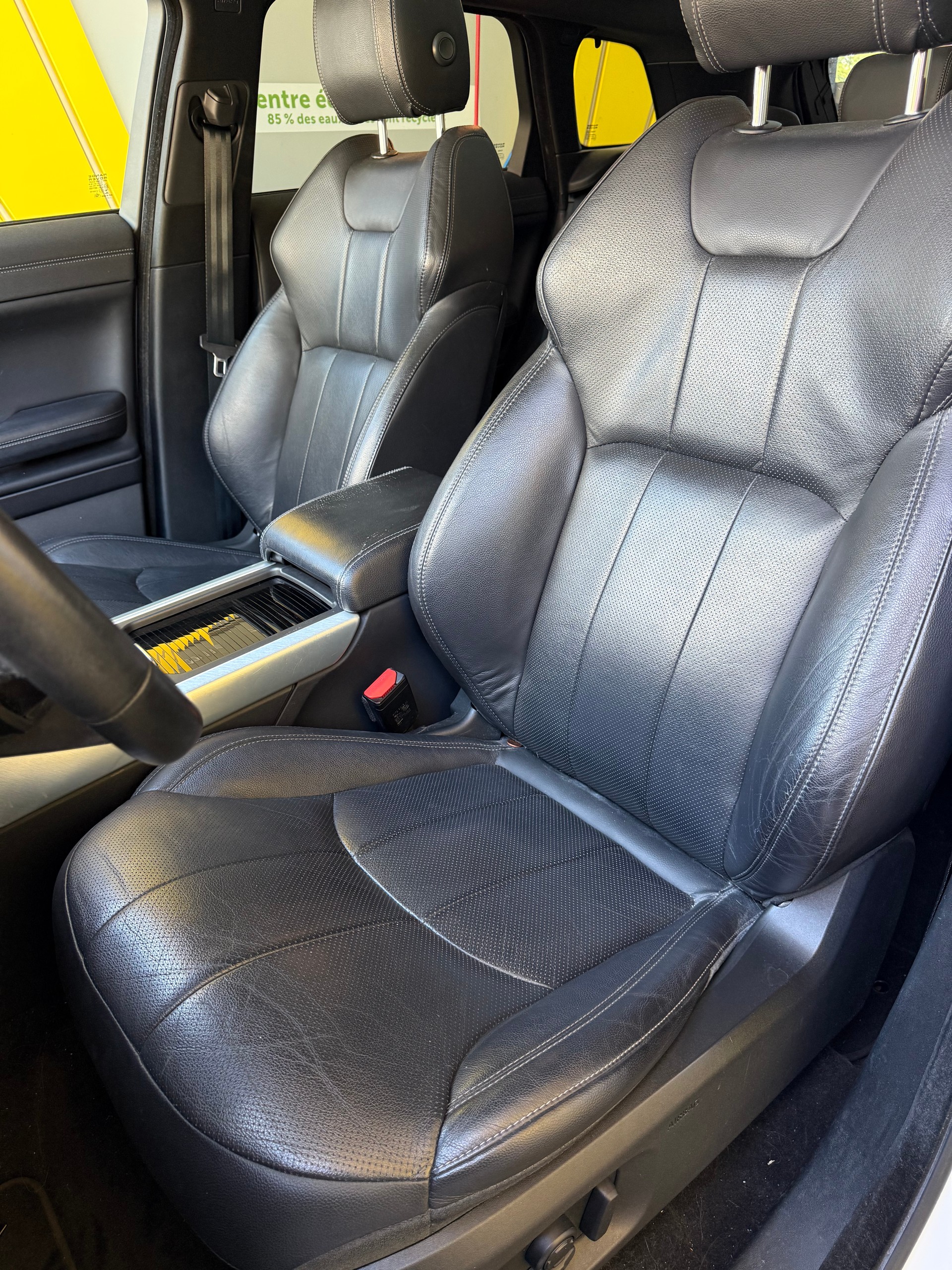 LAND ROVER Range Rover Evoque 2.0 Si4 SE Dynamic AT9-image-10