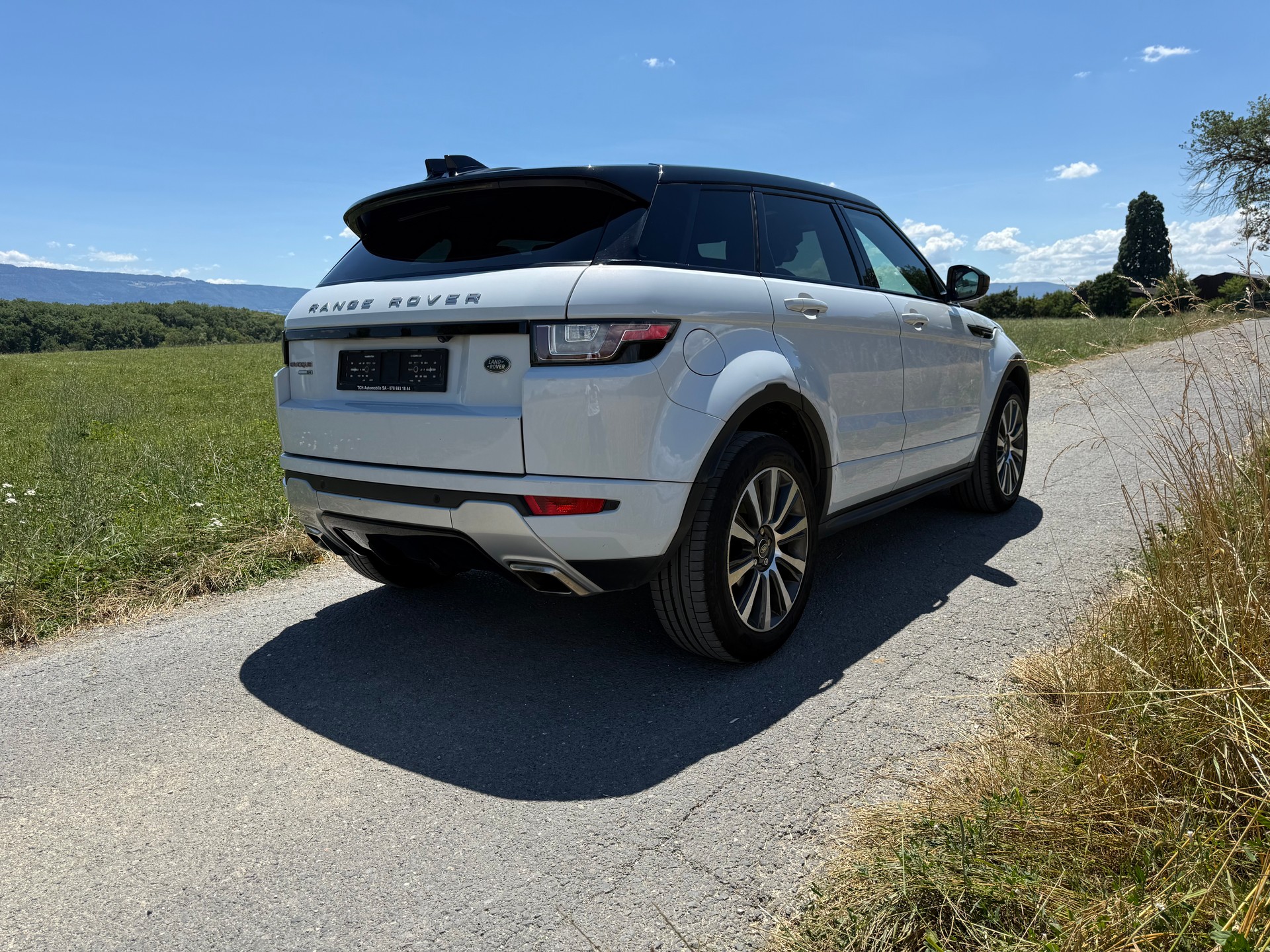 LAND ROVER Range Rover Evoque 2.0 Si4 SE Dynamic AT9-image-3
