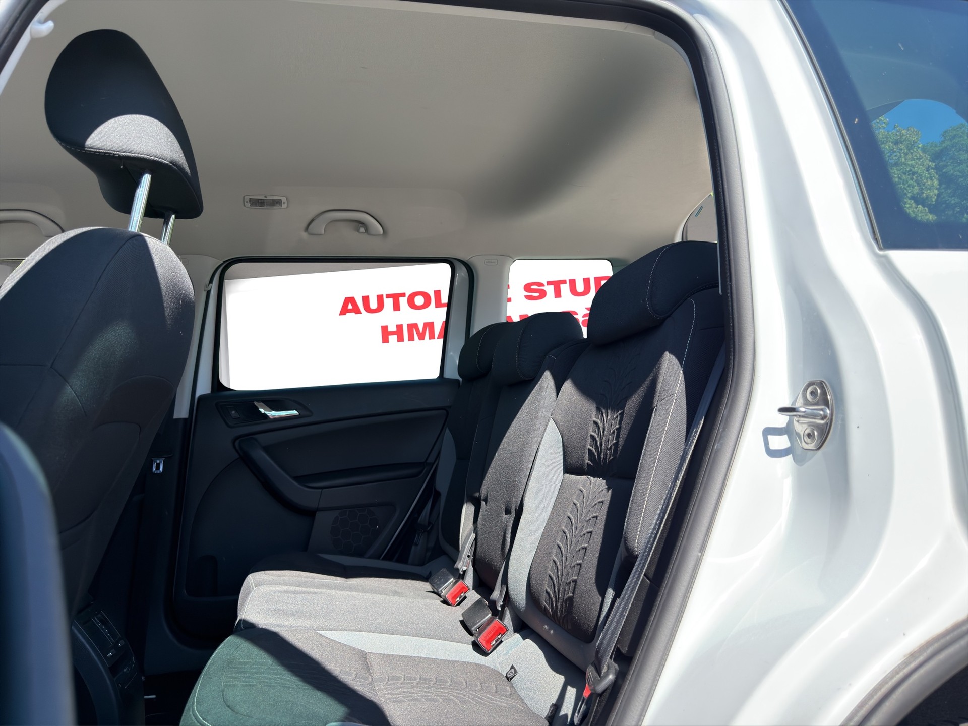 SKODA Yeti 1.4 TSI Ambition 4x4-image-11