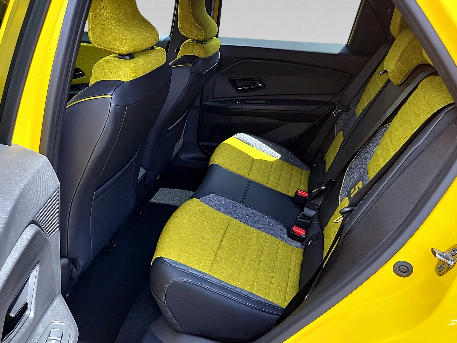 RENAULT R5 E-Tech Comfort Range iconic five-image-5