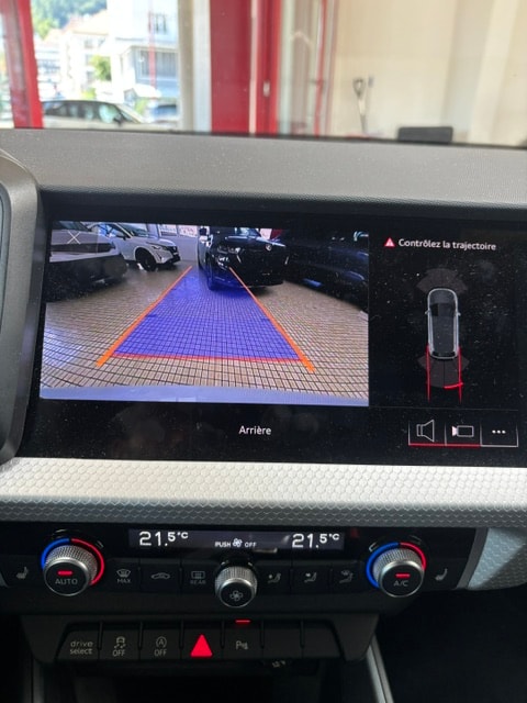 AUDI A1 Sportback 30 TFSI advanced Attraction S-tronic-image-4
