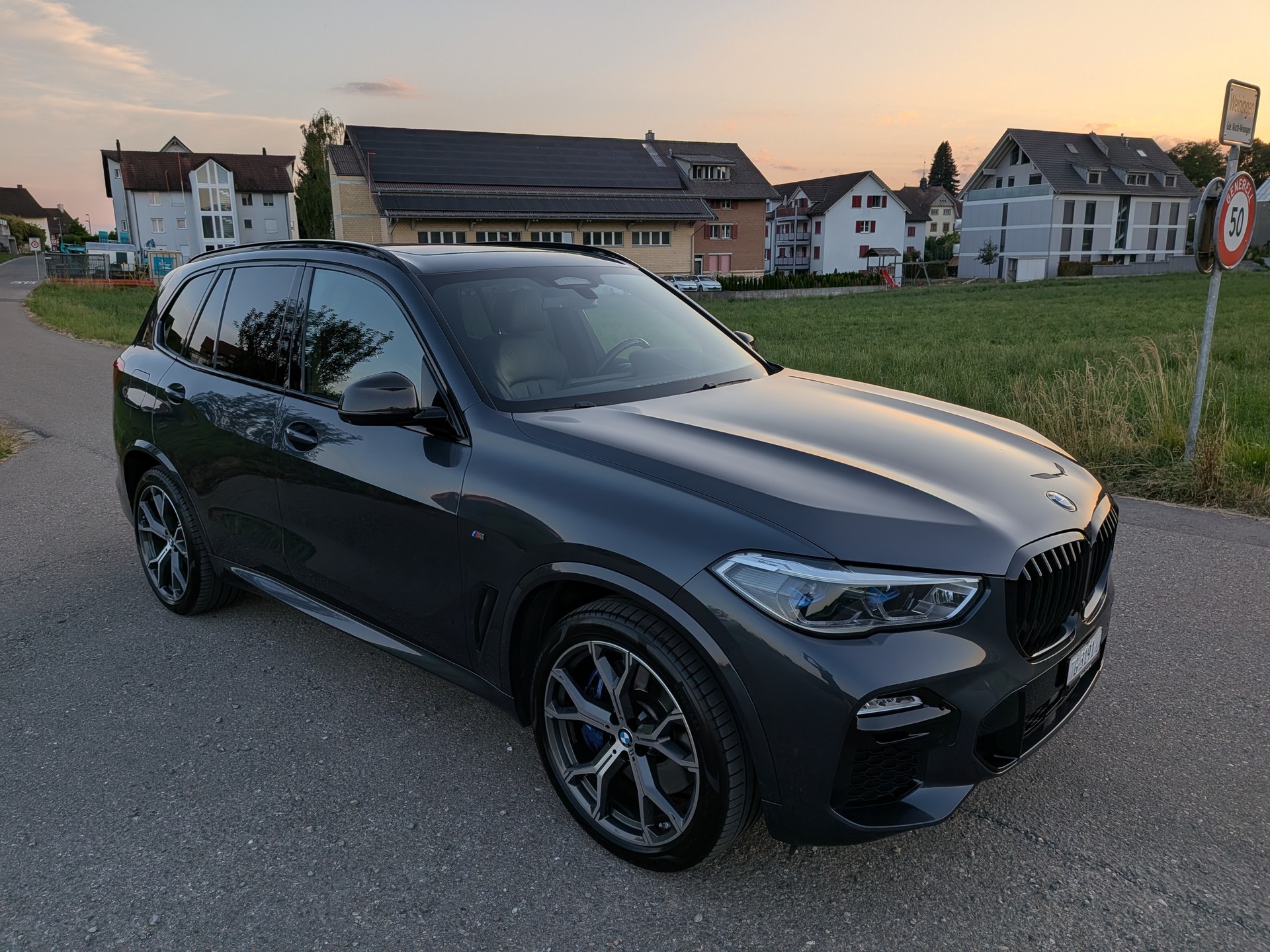 BMW X5 xDrive45e M Sport Steptronic-image-0