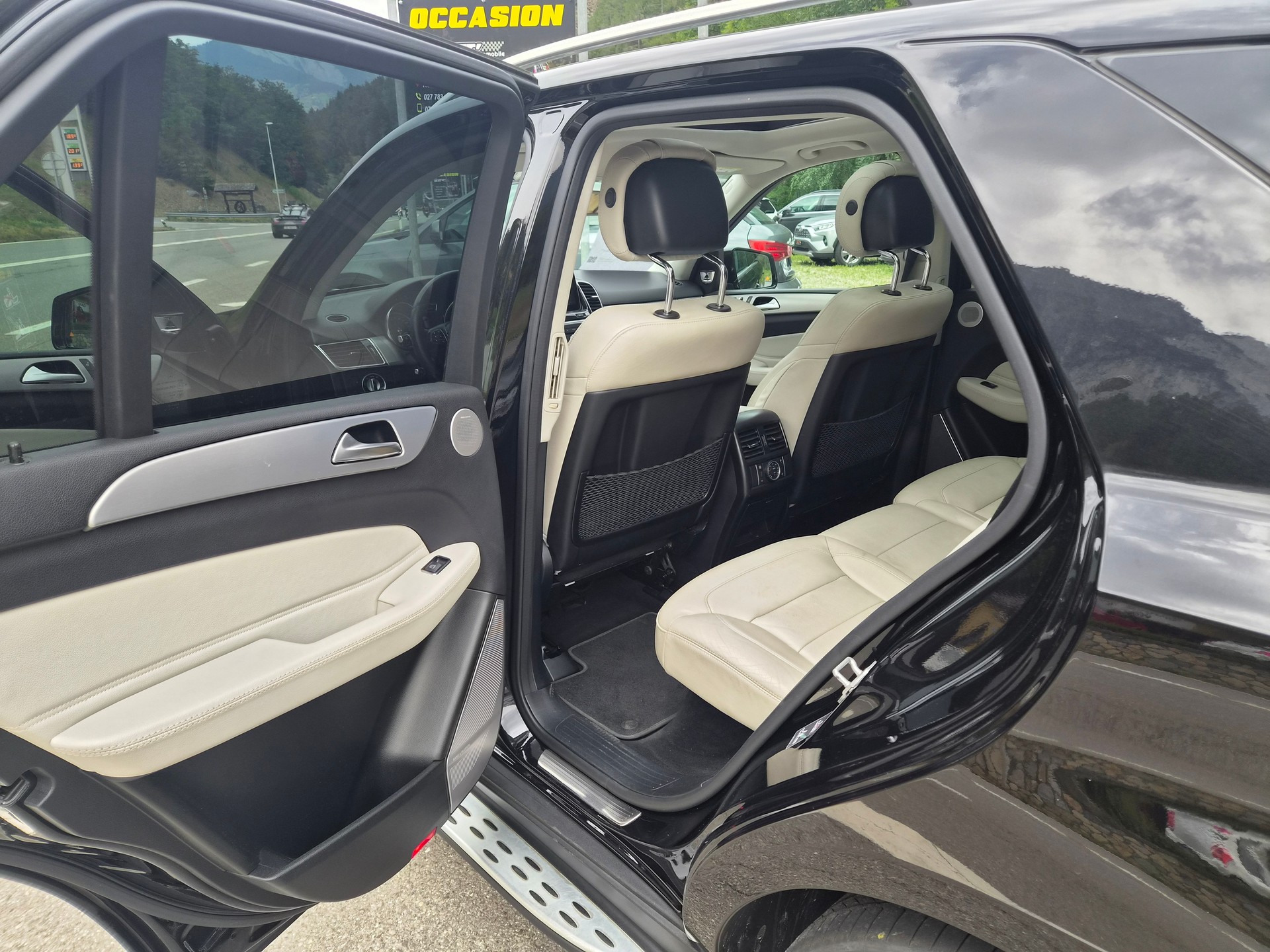 MERCEDES-BENZ GLE 350 d 4Matic 9G-Tronic-image-10