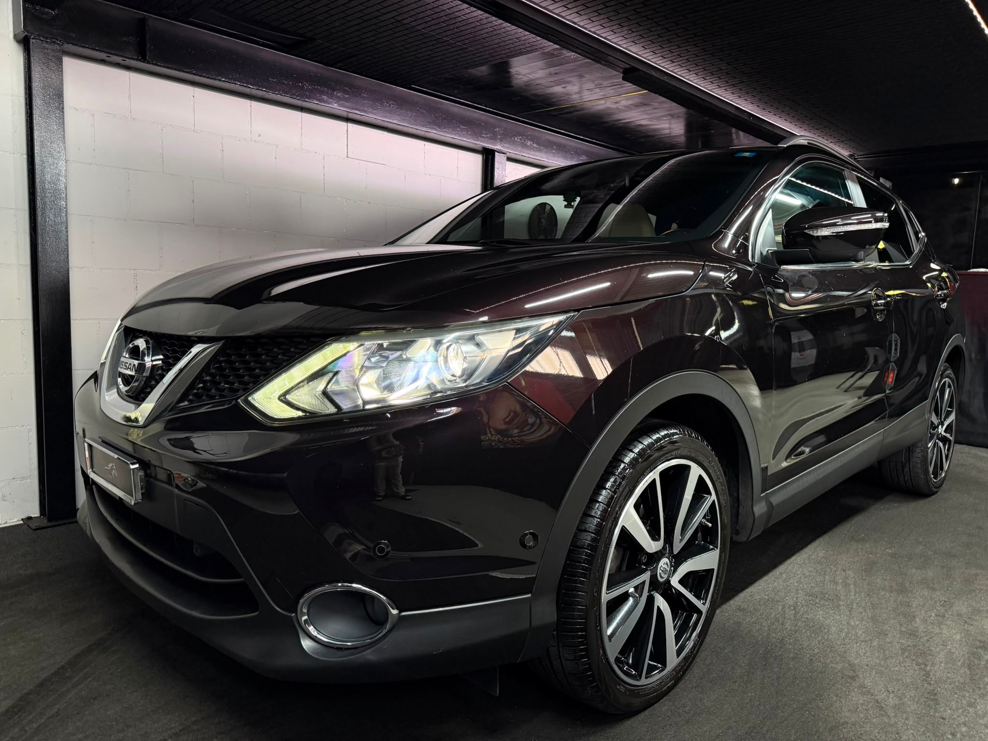 NISSAN Qashqai 1.6 dCi tekna Xtronic CVT-image-1