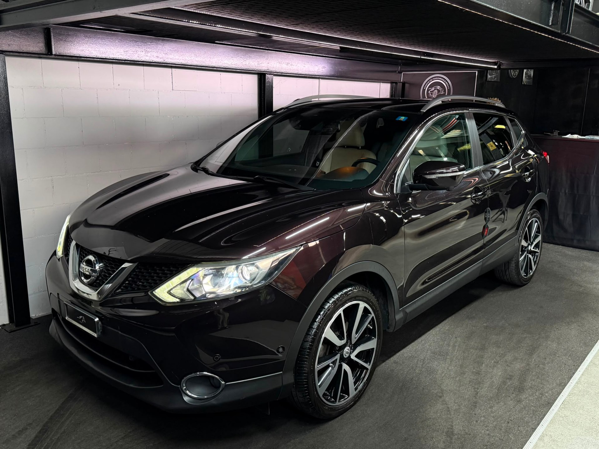 NISSAN Qashqai 1.6 dCi tekna Xtronic CVT-image-0