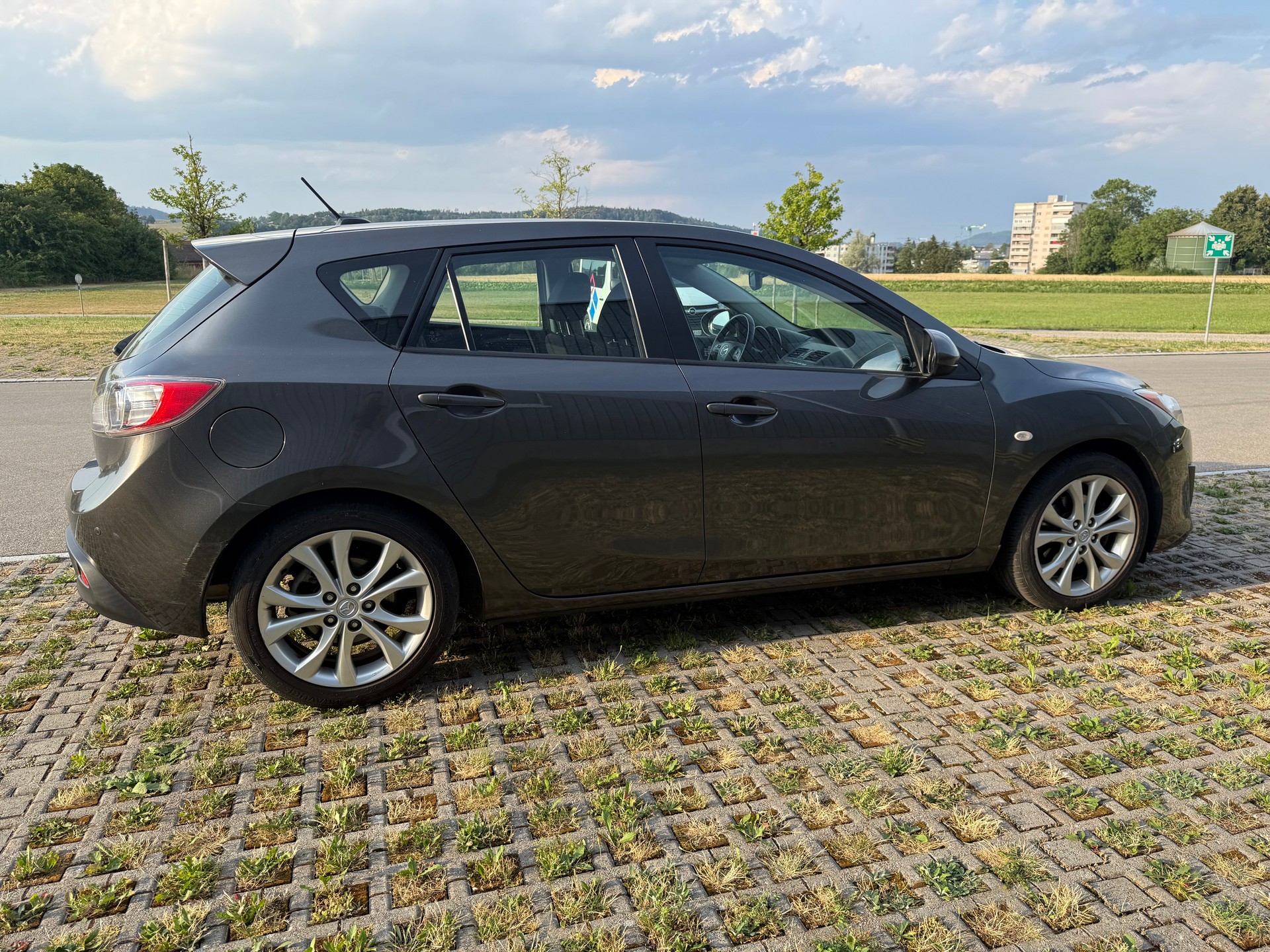 MAZDA 3 2.0 16V DISI Sport-image-13