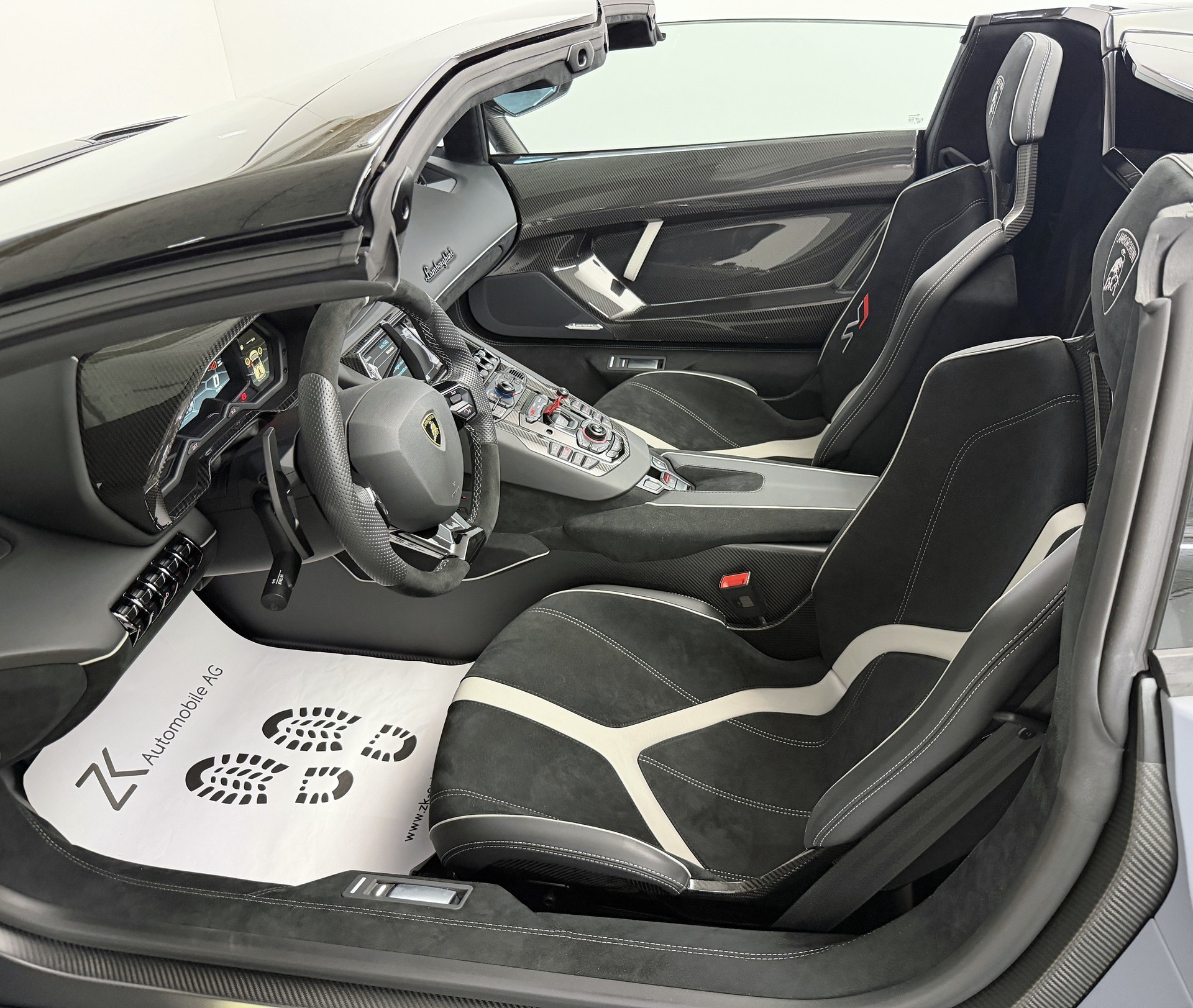 LAMBORGHINI Aventador LP770-4 SVJ Grigio Acheso Matt Roadster ISR ( 1 di 800 )-image-10