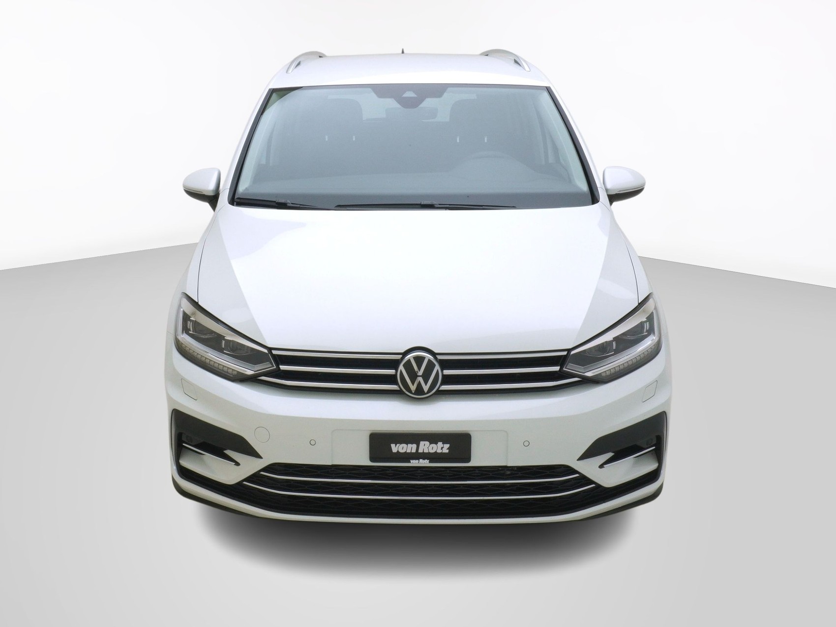 VW Touran 1.5 TSI R-Line DSG-image-6