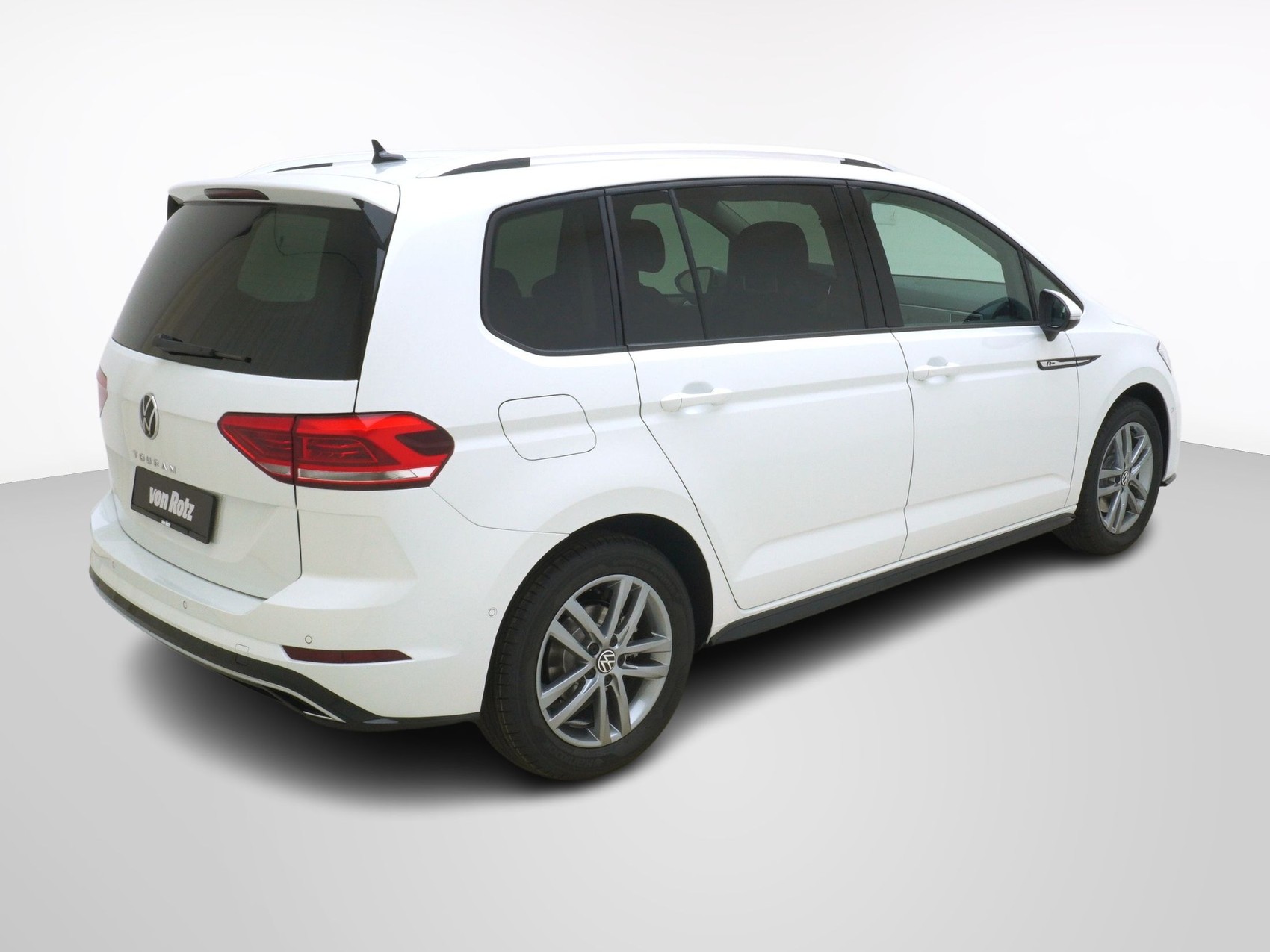 VW Touran 1.5 TSI R-Line DSG-image-5