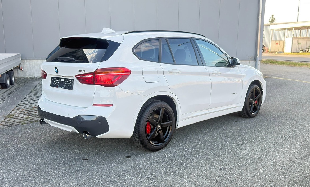 BMW X1 xDrive 25i M Sport Steptronic-image-5