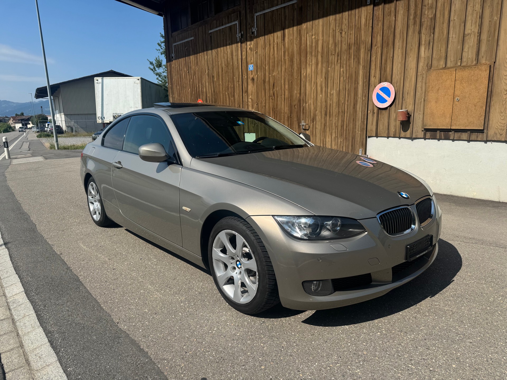 BMW 330i Coupé