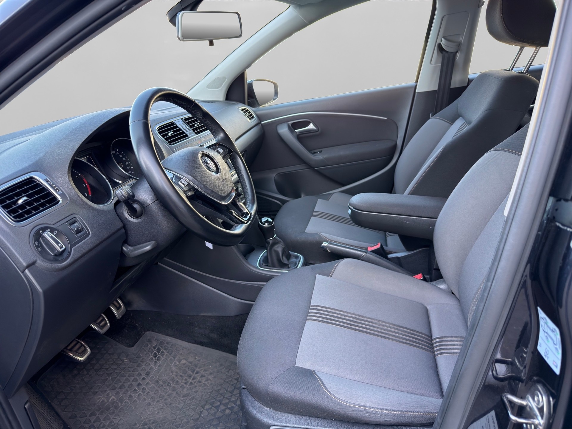VW Polo 1.2 TSI BMT Allstar-image-8