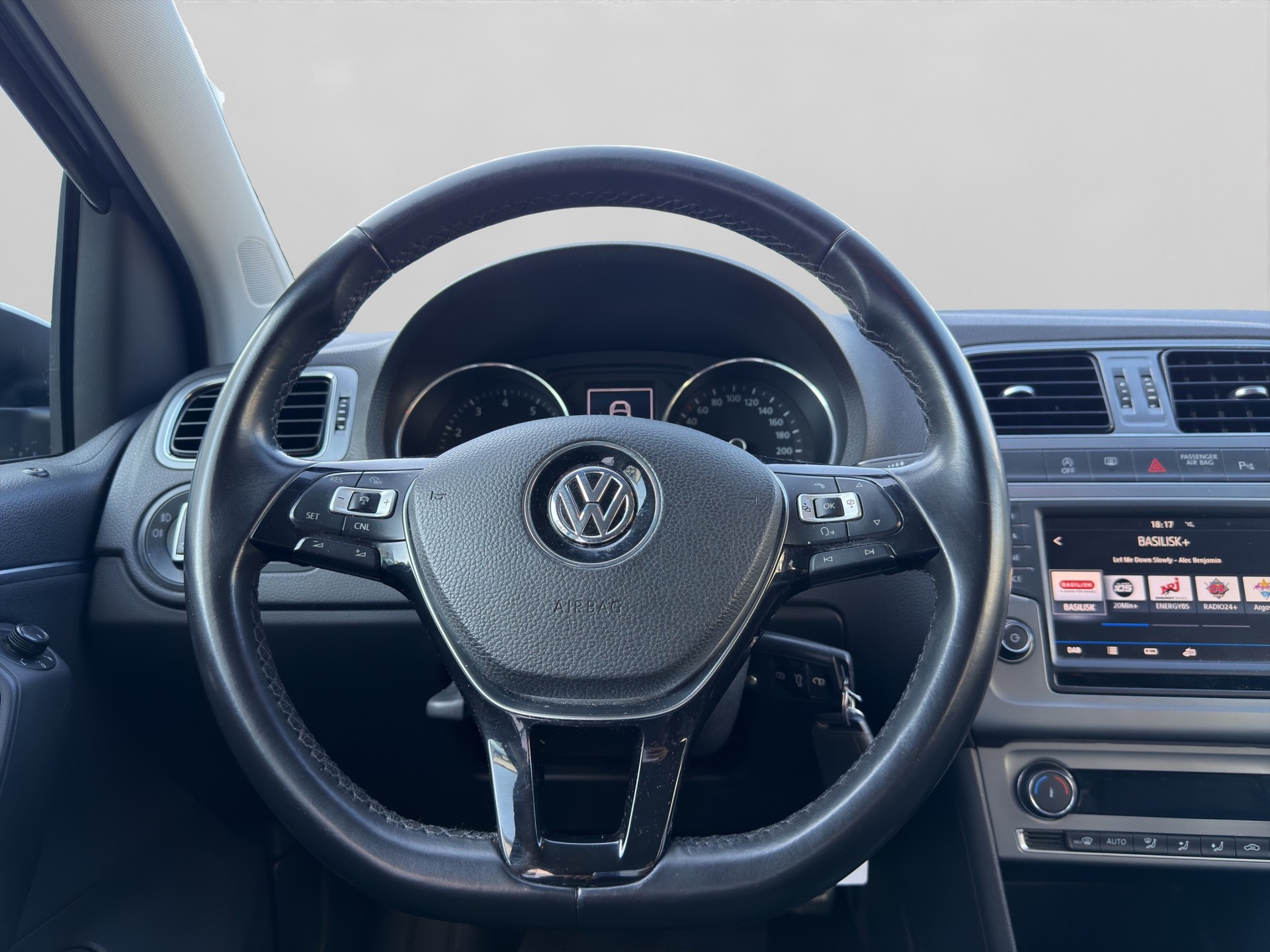 VW Polo 1.2 TSI BMT Allstar-image-9