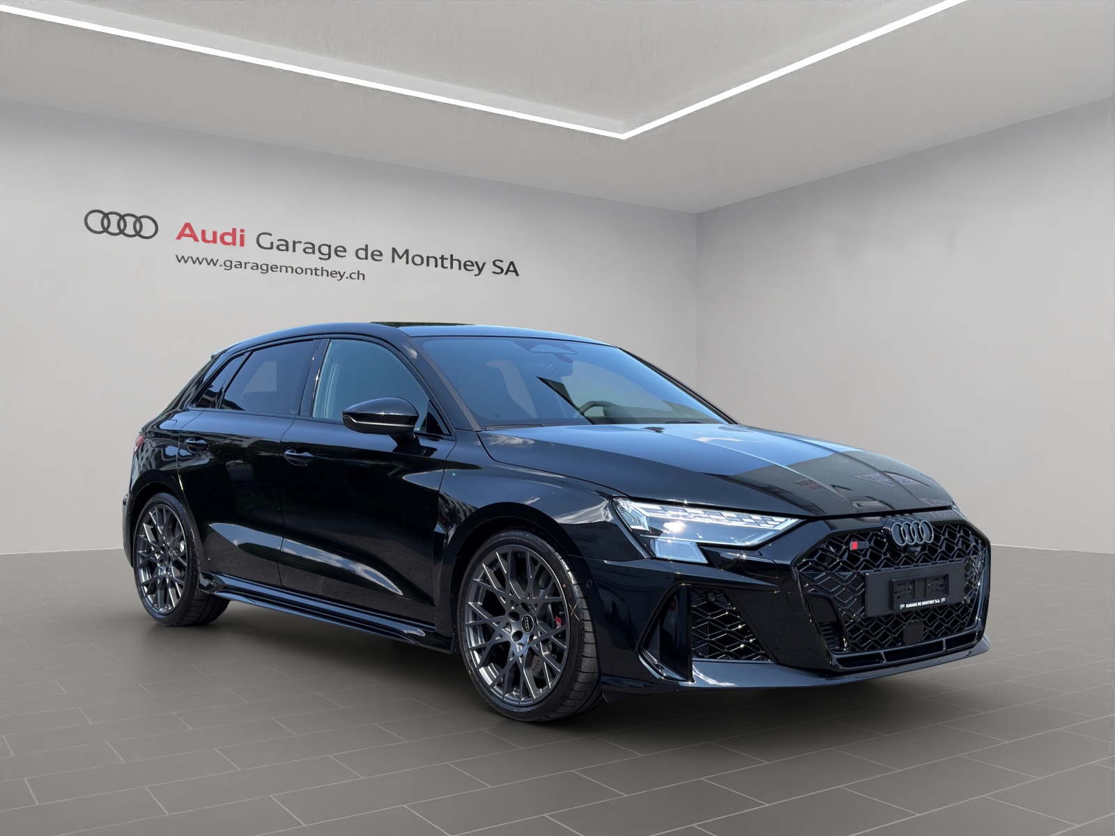 AUDI RS3 Sportback 2.5 TSI quattro S-tronic (Limousine)
