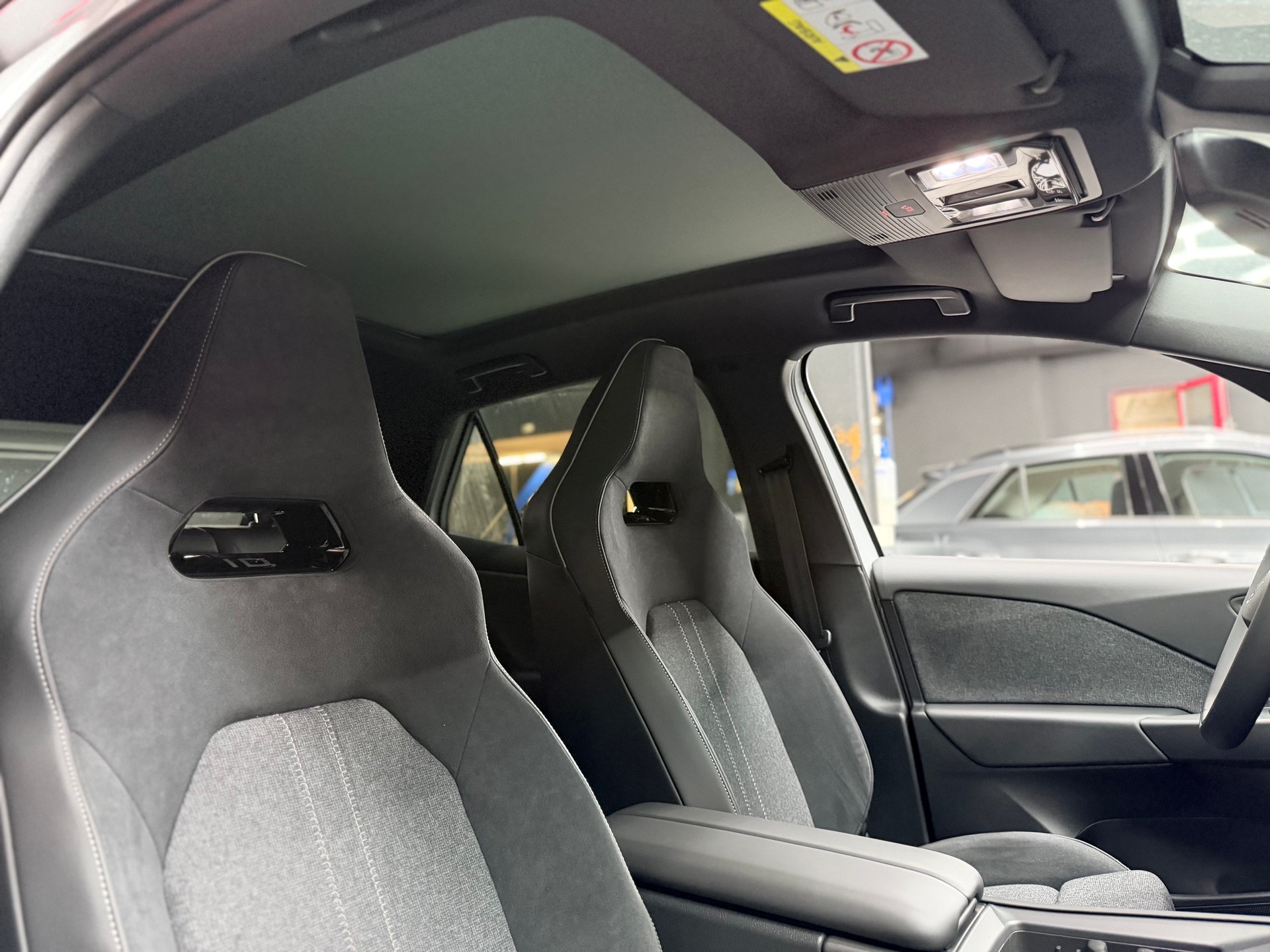 VW ID.3 Neo 58 kWh 190 PS Style-image-11