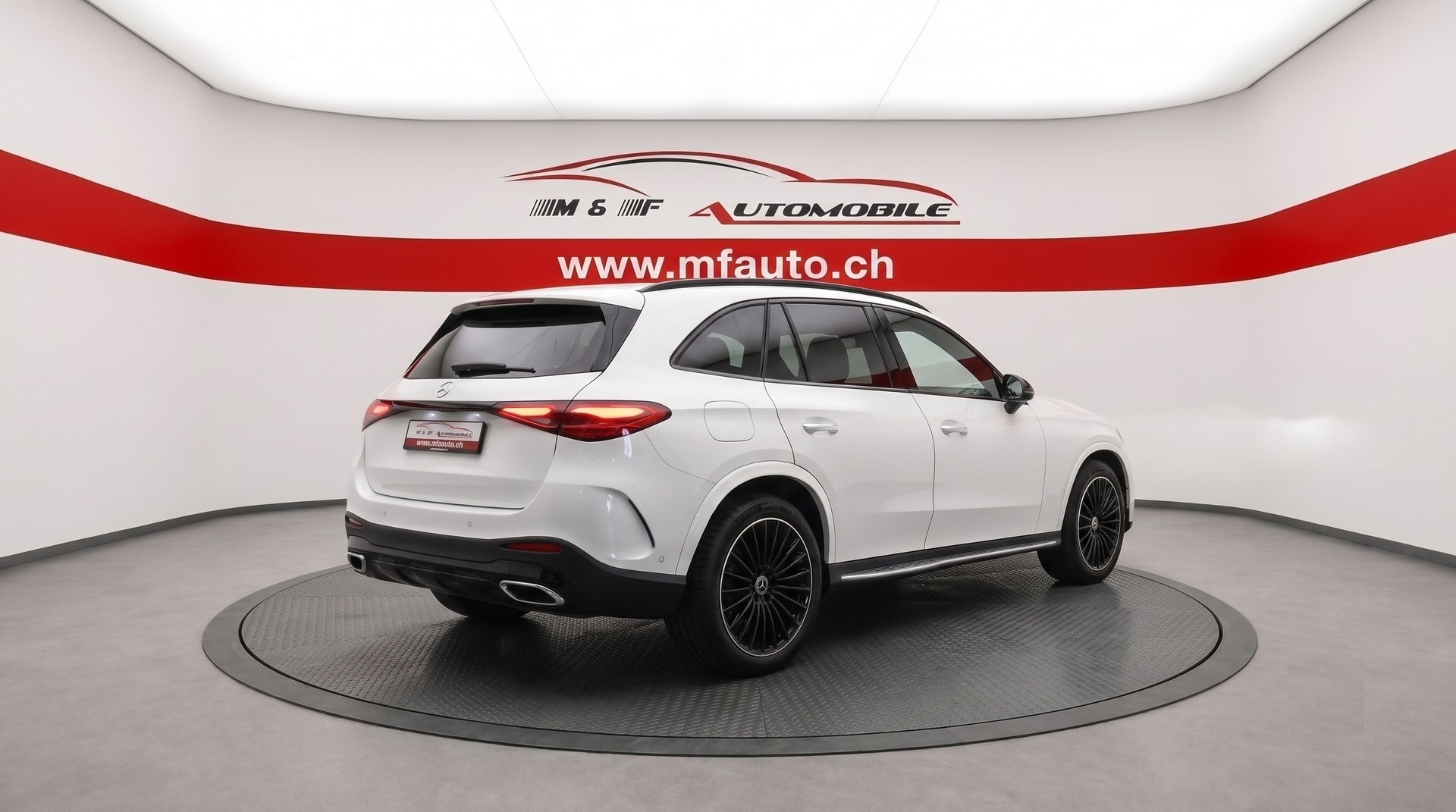 MERCEDES-BENZ GLC 220 d AMG Line 4matic CH FAHRZEUG-image-5
