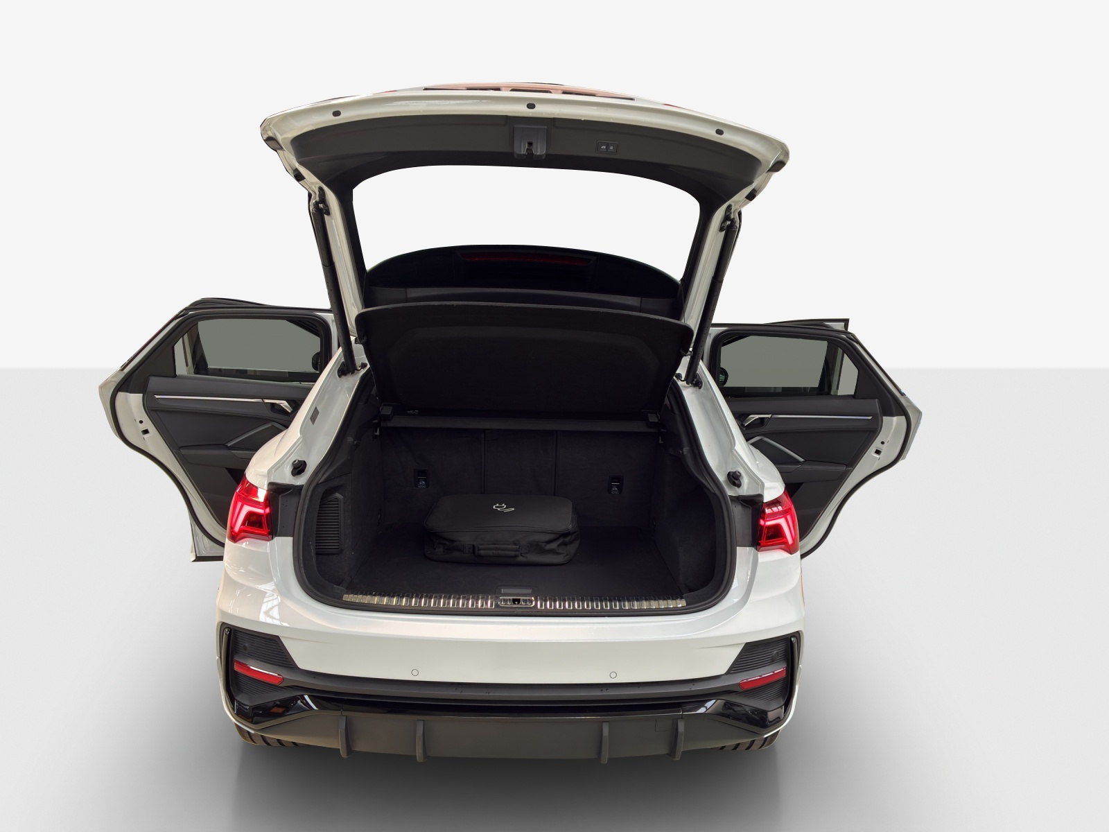 AUDI Q3 Sportback 45 TFSI e S line S-tronic-image-13