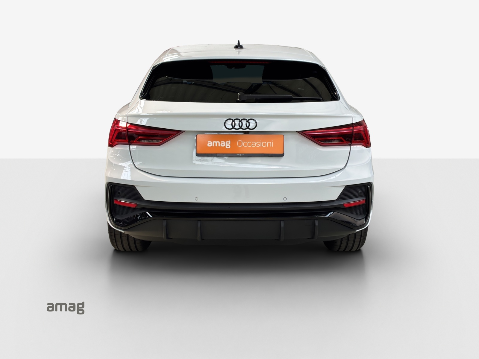 AUDI Q3 Sportback 45 TFSI e S line S-tronic-image-3