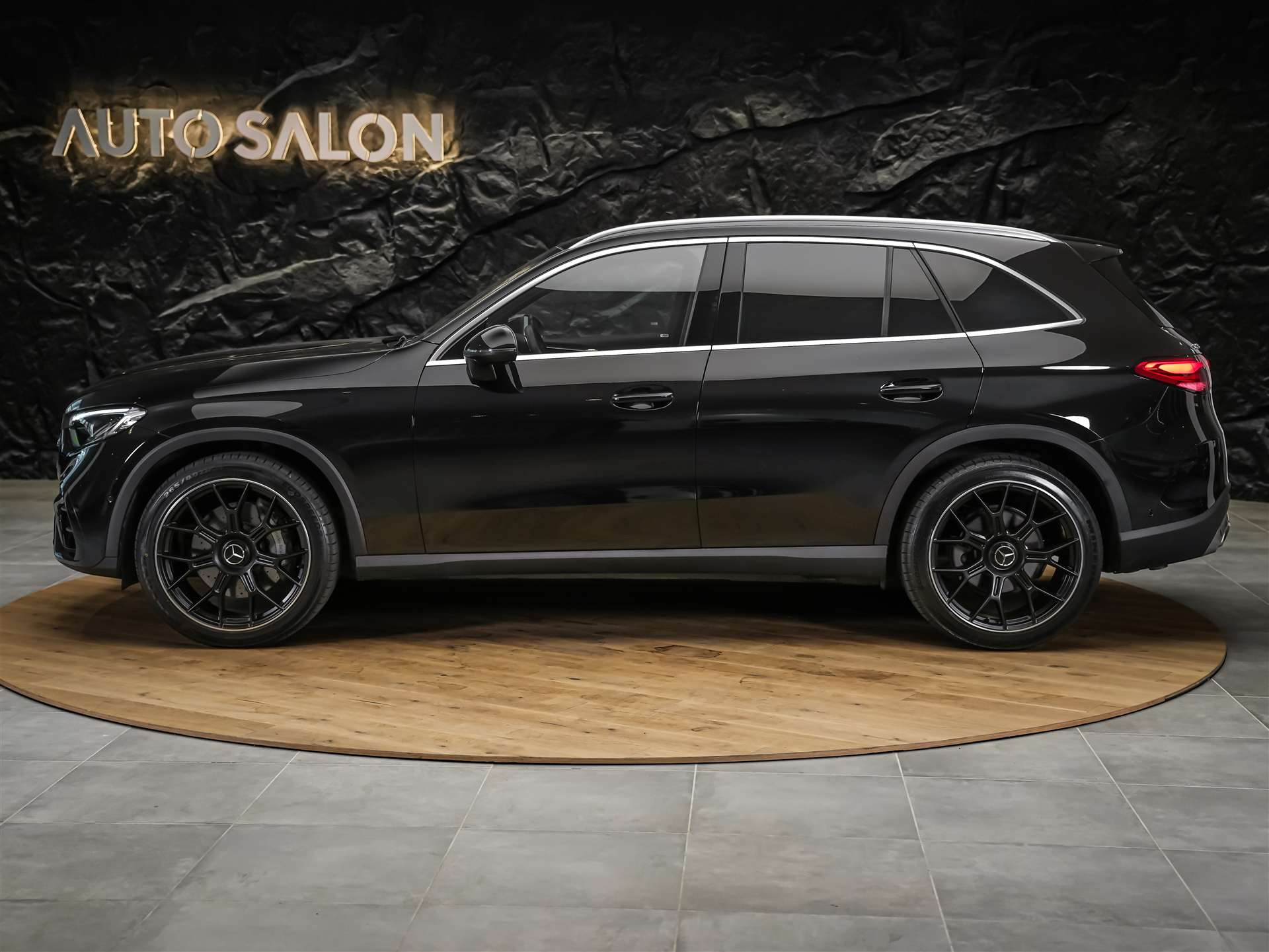 MERCEDES-BENZ GLC 300 d AMG Line 4Matic 9G-Tronic *Werksgarantie*Abstandsregler*21" Felgen*-image-1