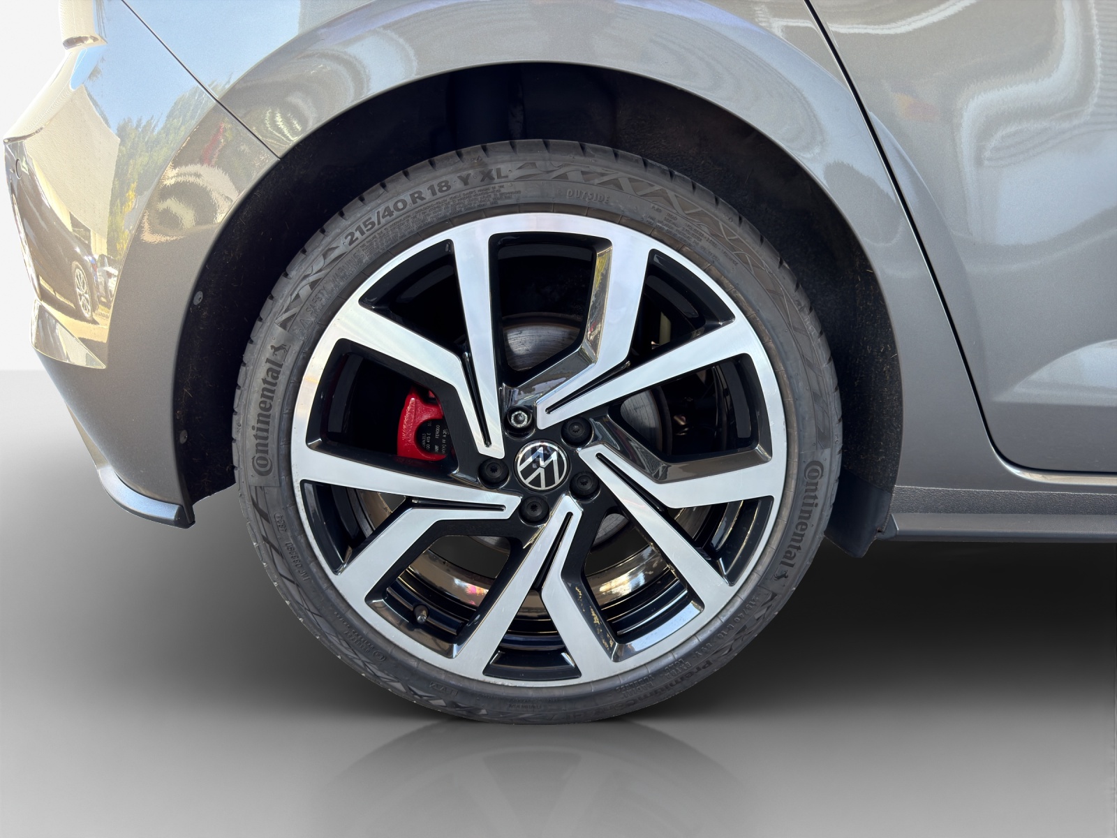 VW Polo 2.0 TSI GTI DSG-image-13