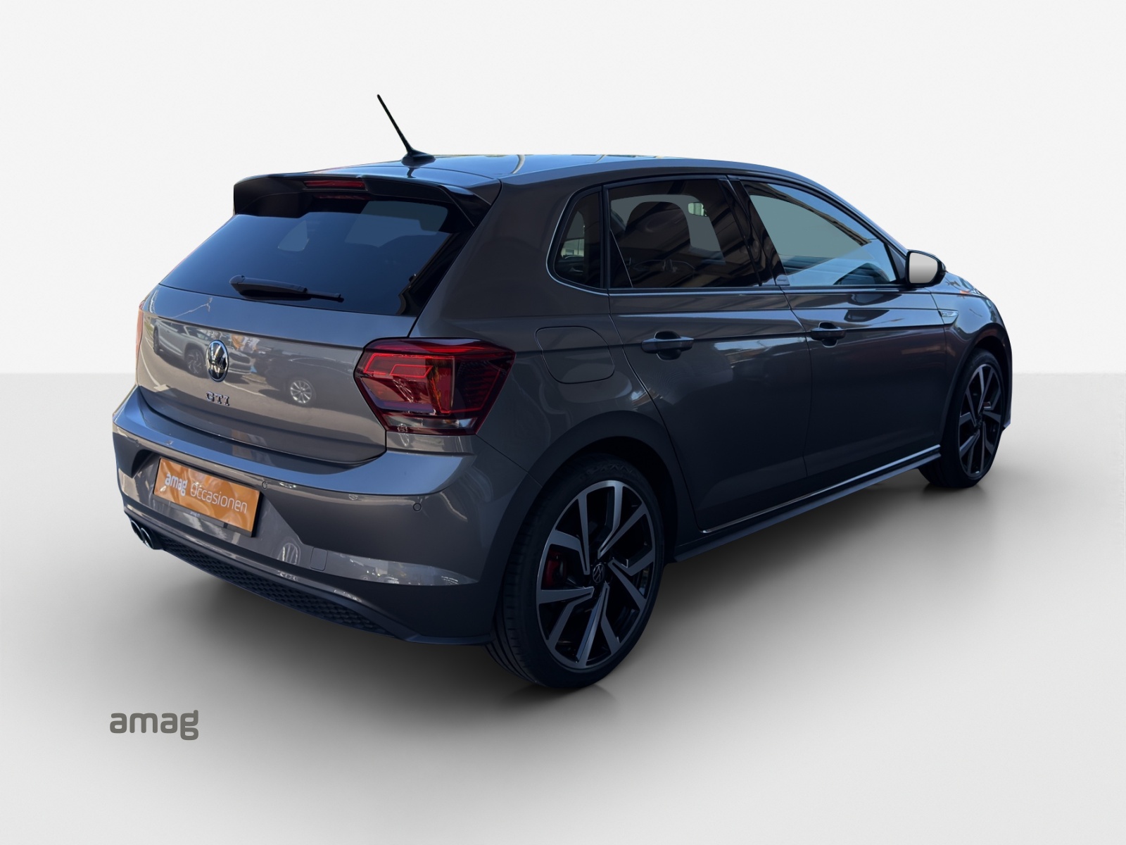 VW Polo 2.0 TSI GTI DSG-image-4
